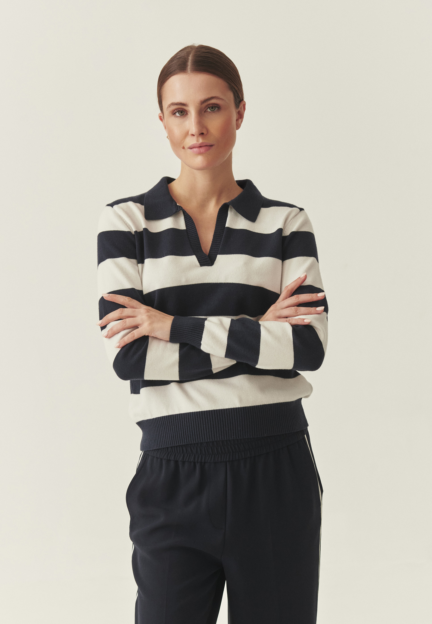 JUMPER WITH LENZING™ ECOVERO™ VISCOSE - POLA NAVY BLUE 2