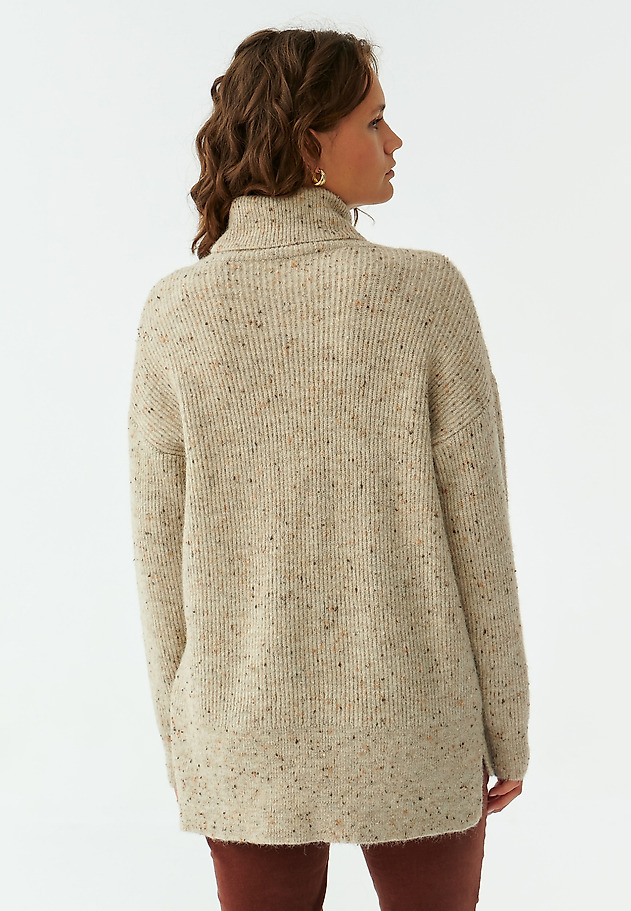 LADIES’ MELANGE SWEATER WITH A TURTLENECK DAMIKO LADIES’ MELANGE SWEATER WITH A TURTLENECK DAMIKO BEŻOWY 4