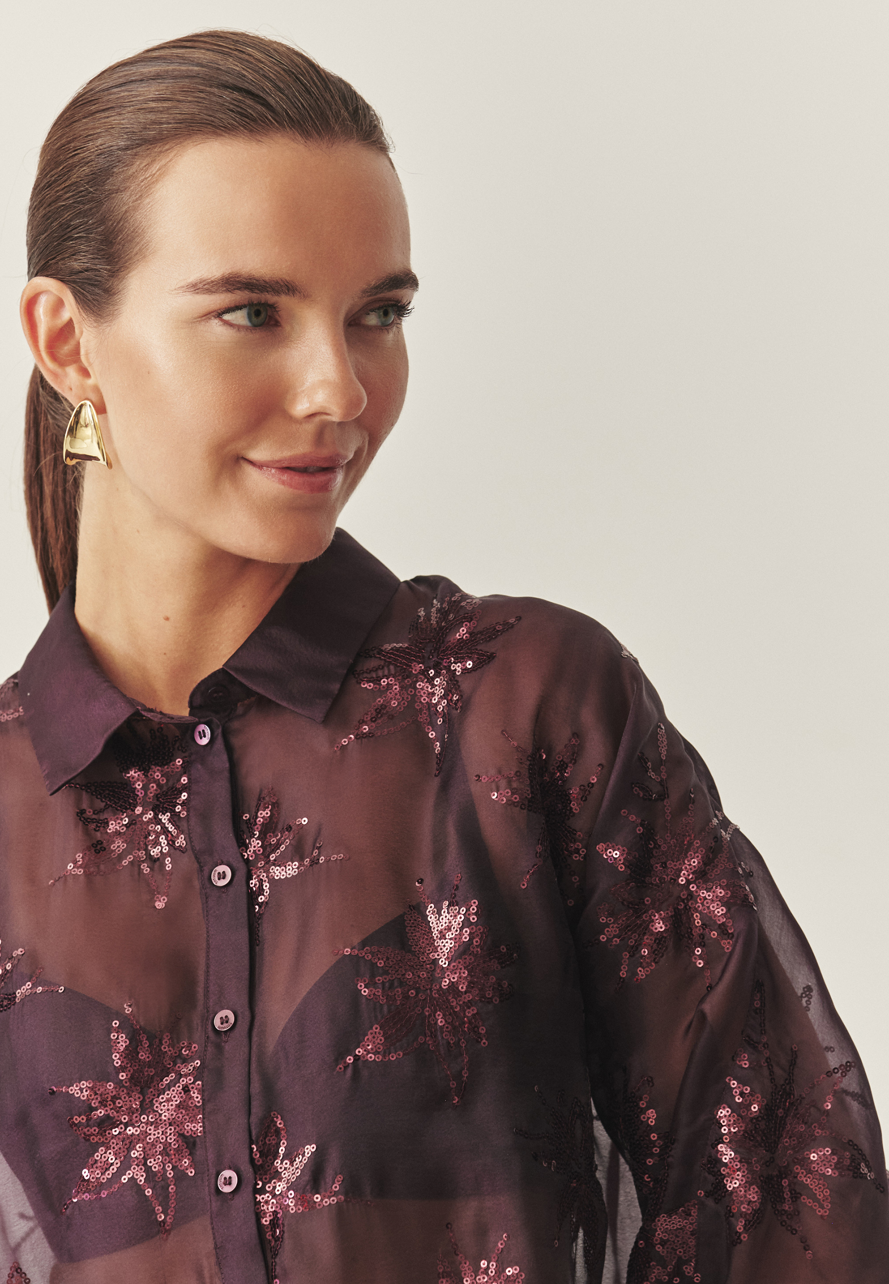 PROZORENA SRAJCA Z SEKVENCO - BRINI RDEČA 2