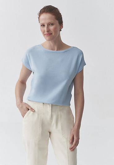 BLUZĂ CU CROIALĂ LEJERĂ, DIN ȚESĂTURĂ DE VISCOZĂ — DOLBY BLUZĂ CU CROIALĂ LEJERĂ, DIN ȚESĂTURĂ DE VISCOZĂ — DOLBY