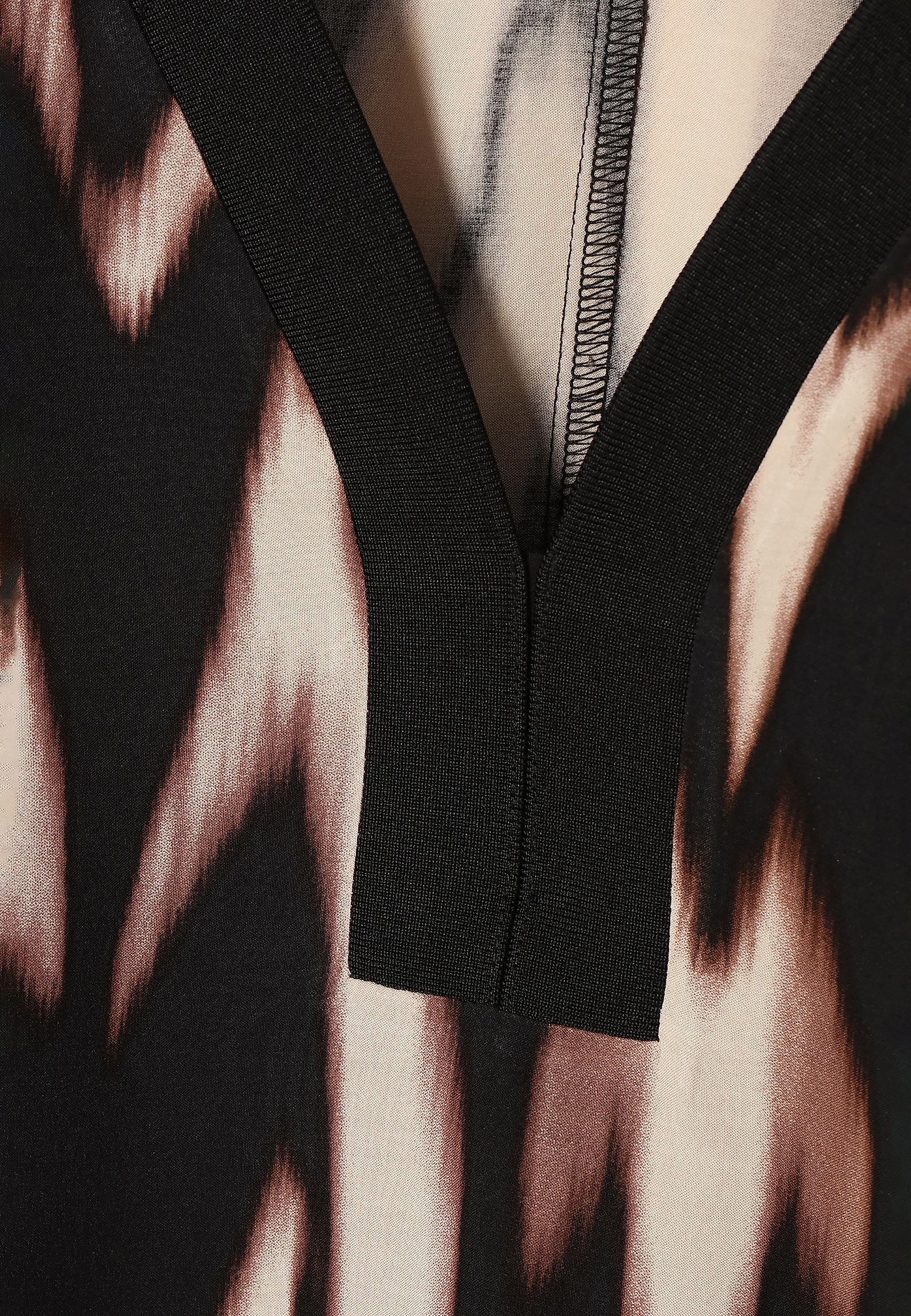 DÁMSKÁ VISKÓZOVÁ HALENKA RIMBO DÁMSKÁ VISKÓZOVÁ HALENKA RIMBO VÍCEBAREVNÝ 83303