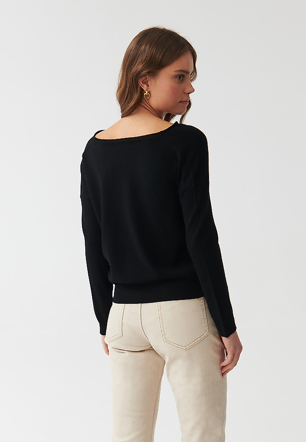 LADIES’ SWEATER WITH WATER NECKLINE - LIVO LADIES’ SWEATER WITH WATER NECKLINE - LIVO BLACK 4