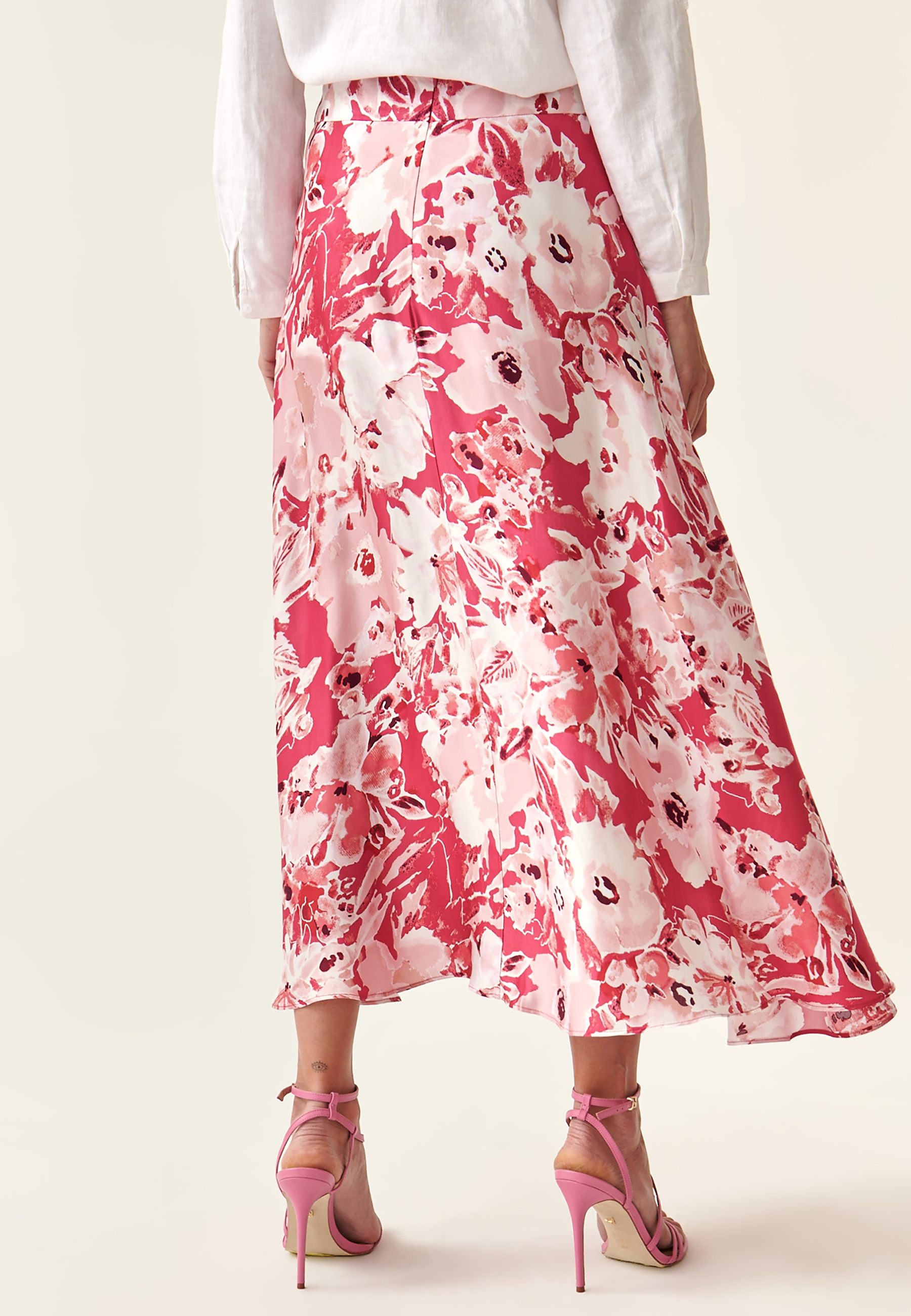 SATYNOWA SPÓDNICA W KWIATOWY DRUK SATI