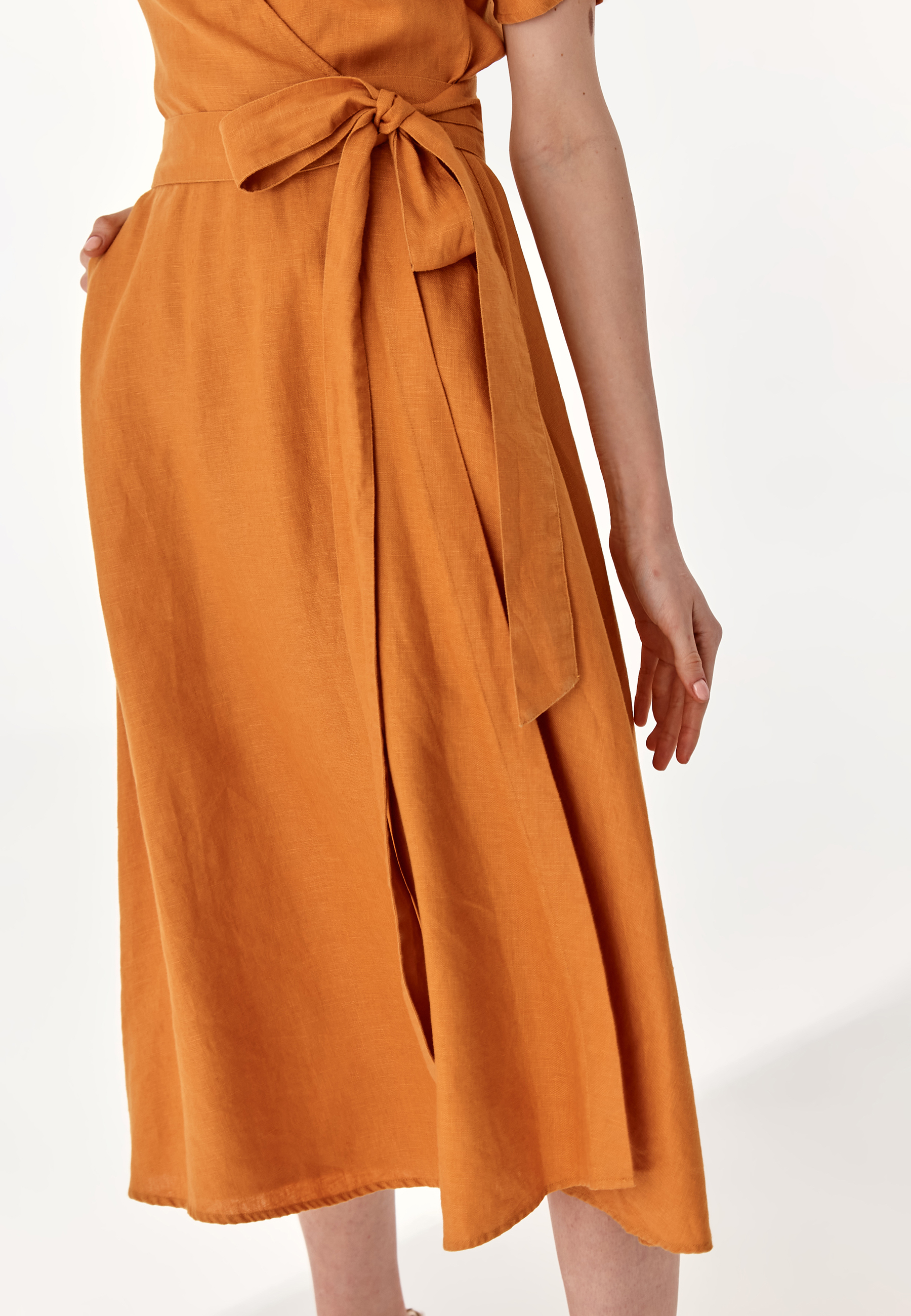 DÁMSKÉ LNĚNÉ ŠATY ZERWINA