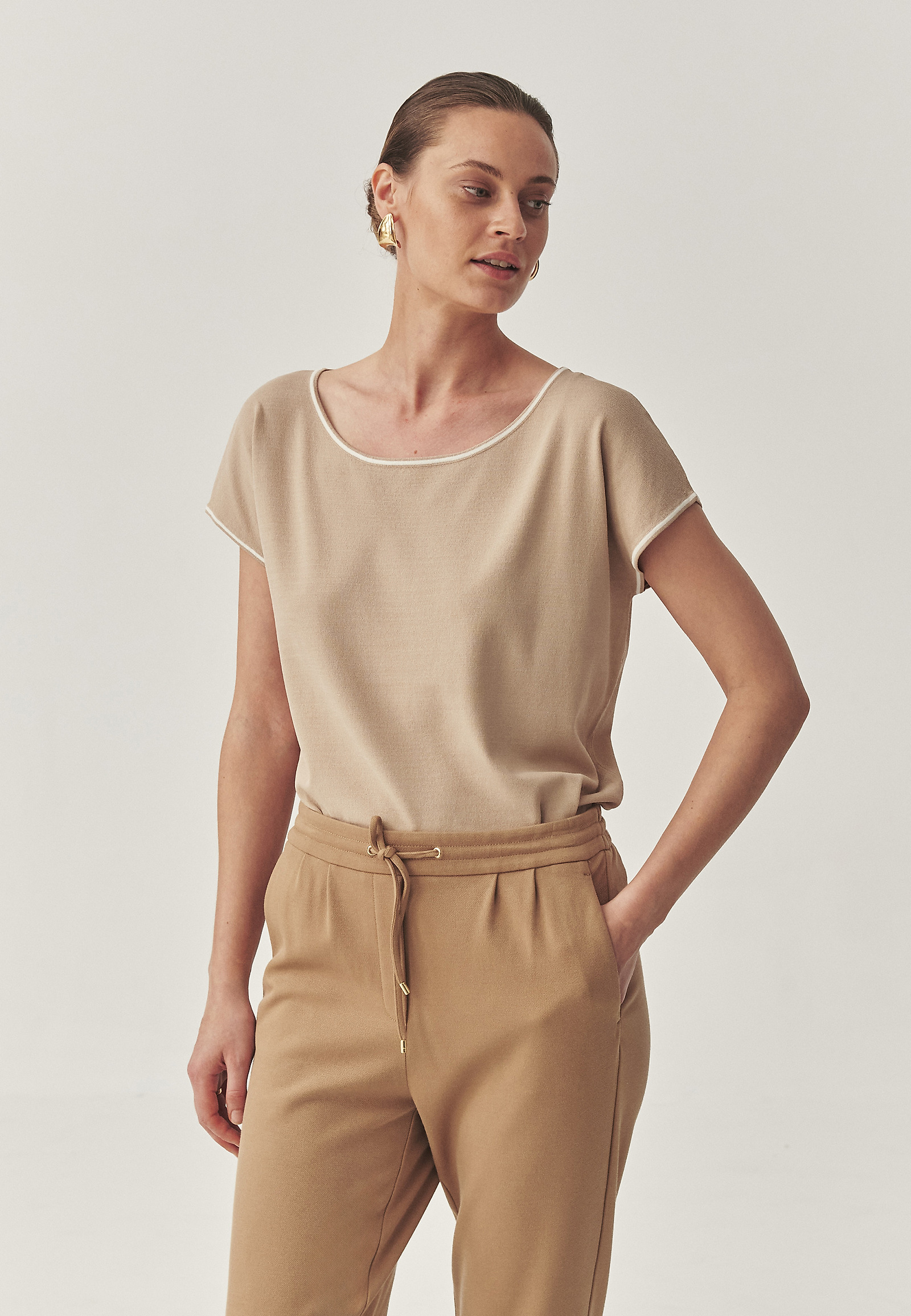 PANTALONI TRICOTAȚI CU TALIE ELASTICĂ - LILOTI PANTALONI TRICOTAȚI CU TALIE ELASTICĂ - LILOTI BEJ 114826