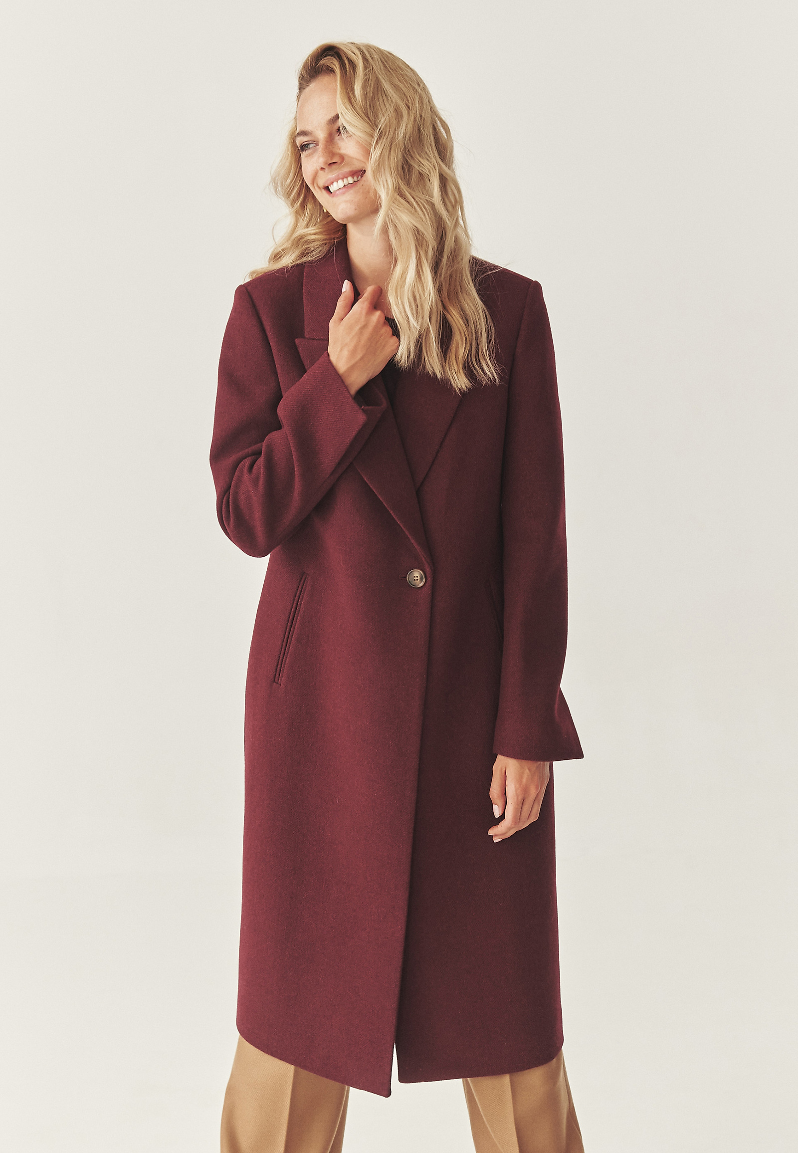 ELEGANTNA VOLNENA JACKET - SONIA ELEGANTNA VOLNENA JACKET - SONIA RDEČA 115380