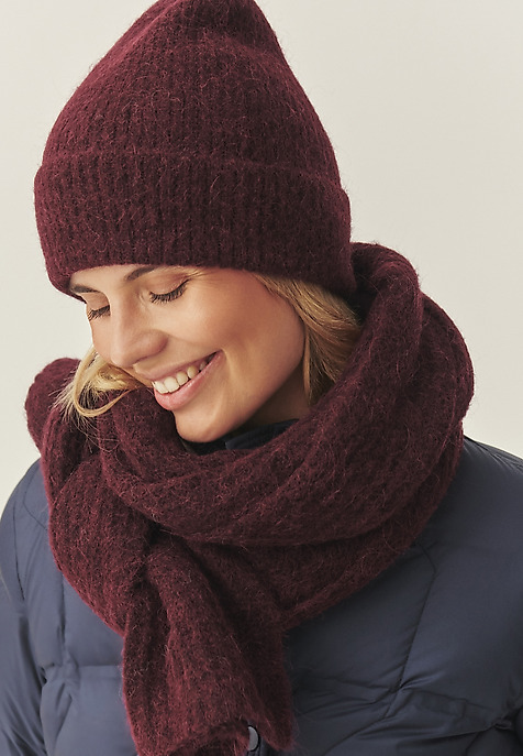 KLASYCZNY SZALIK Z WEŁNĄ I ALPAKĄ - ROSSIN CZERWONY 2