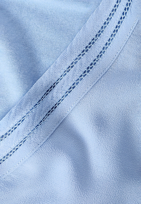 LADIES’ BLOUSE WITH A DECORATIVE NECKLINE - MORO BLUE 2