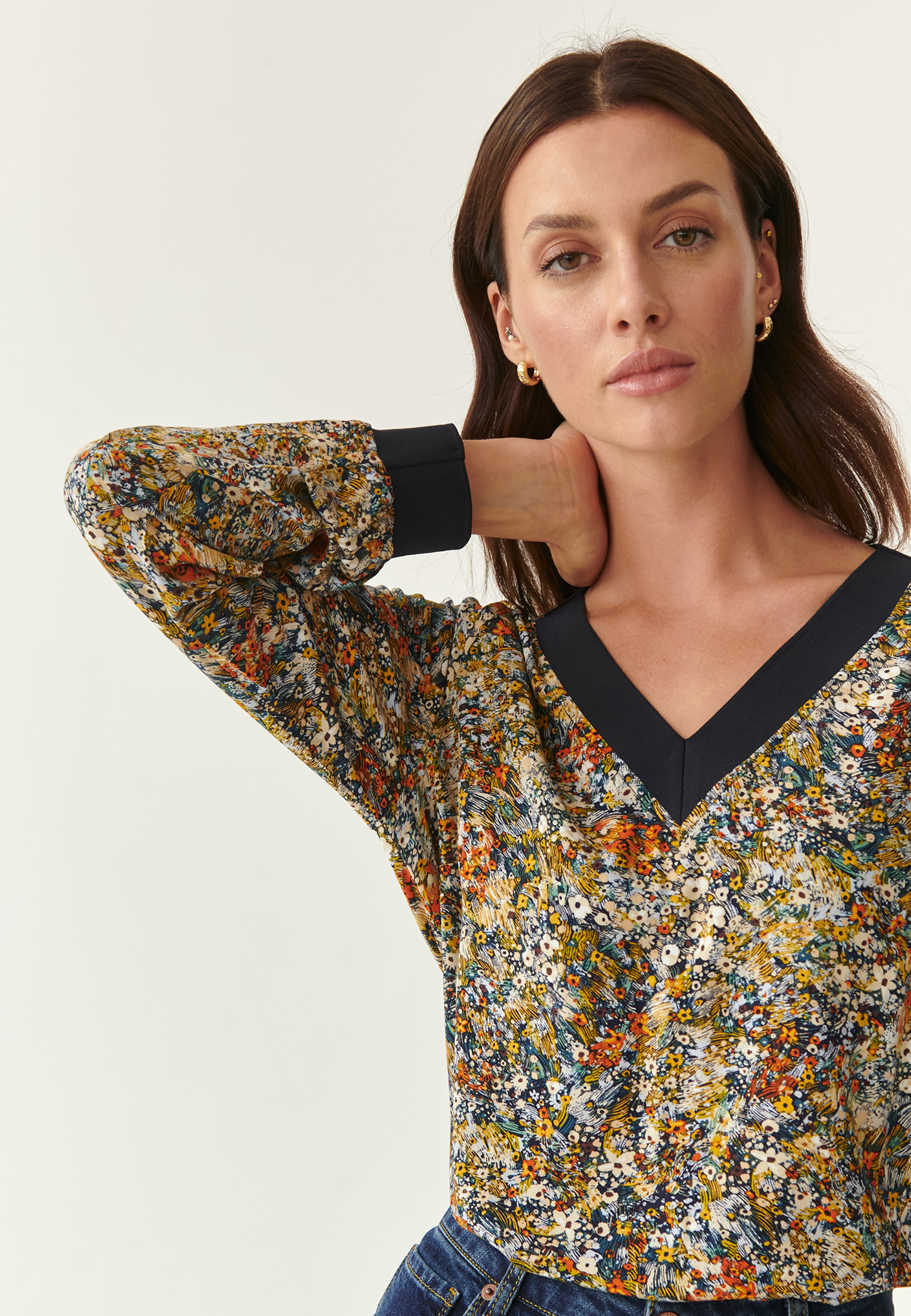 VZOROVANÁ DÁMSKÁ HALENKA WIKAMI 1 VÍCEBAREVNÝ 2