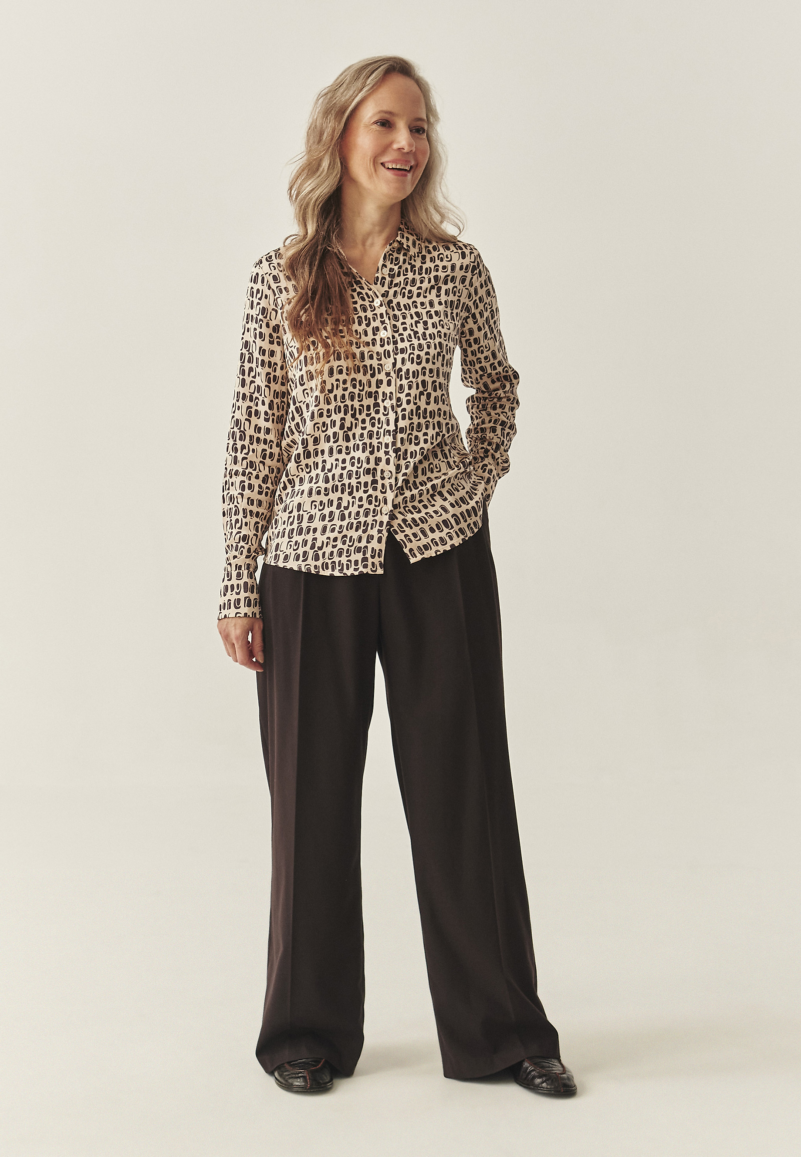 SATIN SHIRT WITH PROPRIETARY DESIGN - NIKA SATIN SHIRT WITH PROPRIETARY DESIGN - NIKA BEIGE 117408