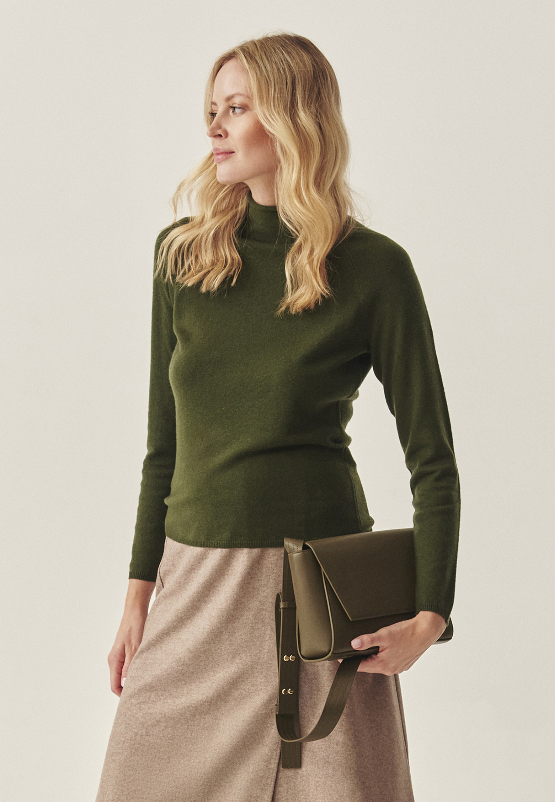 VOLNA BREZ MULESINGA GOLF - MONROE ZELENA 2