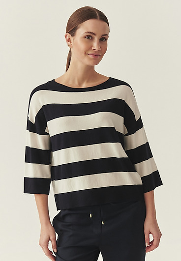 SWETER W PASKI Z WISKOZĄ LENZING™ ECOVERO™ - LAJLA SWETER W PASKI Z WISKOZĄ LENZING™ ECOVERO™ - LAJLA