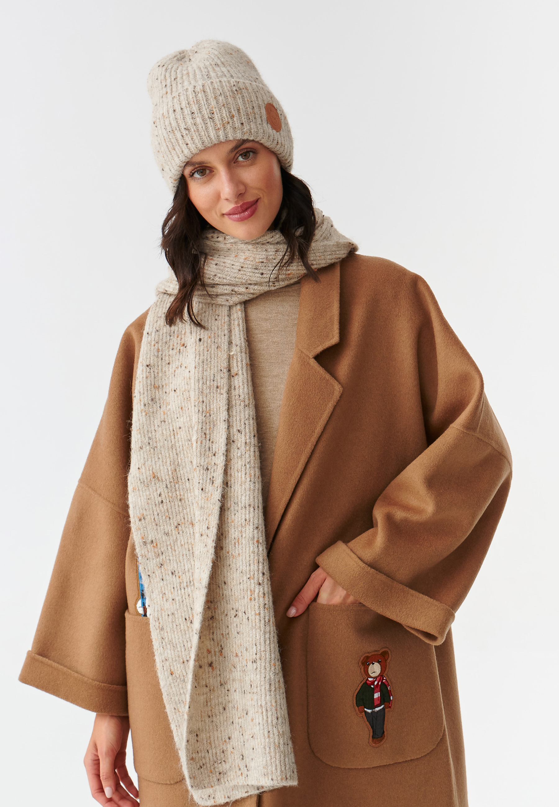 SZALIK DAMSKI DZIANINOWY WIDAL BEŻOWY 2