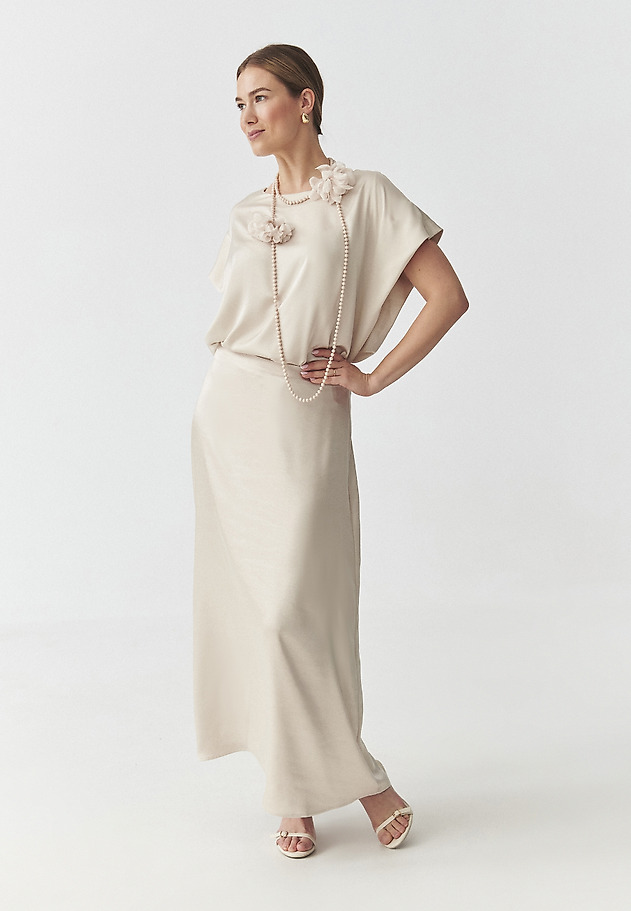 FUSTĂ MAXI DIN SATIN - LUKSA FUSTĂ MAXI DIN SATIN - LUKSA BEJ 1