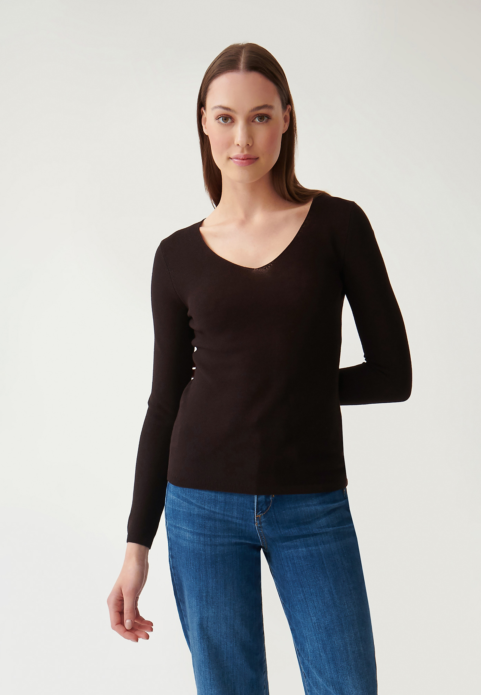 LADIES' CLASSIC SWEATER TESSO LADIES' CLASSIC SWEATER TESSO BROWN 89168