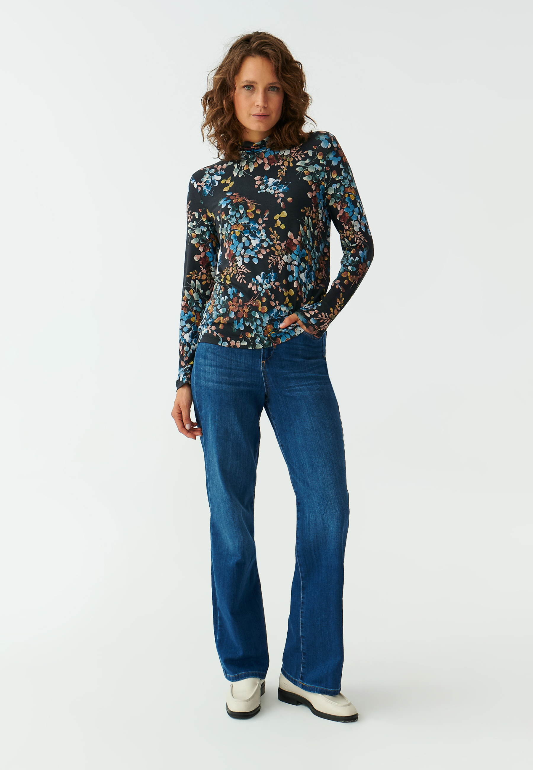 DÁMSKA VZOROVANÁ PLETENÁ BLÚZKA S ROLÁKOM GOLTIKA