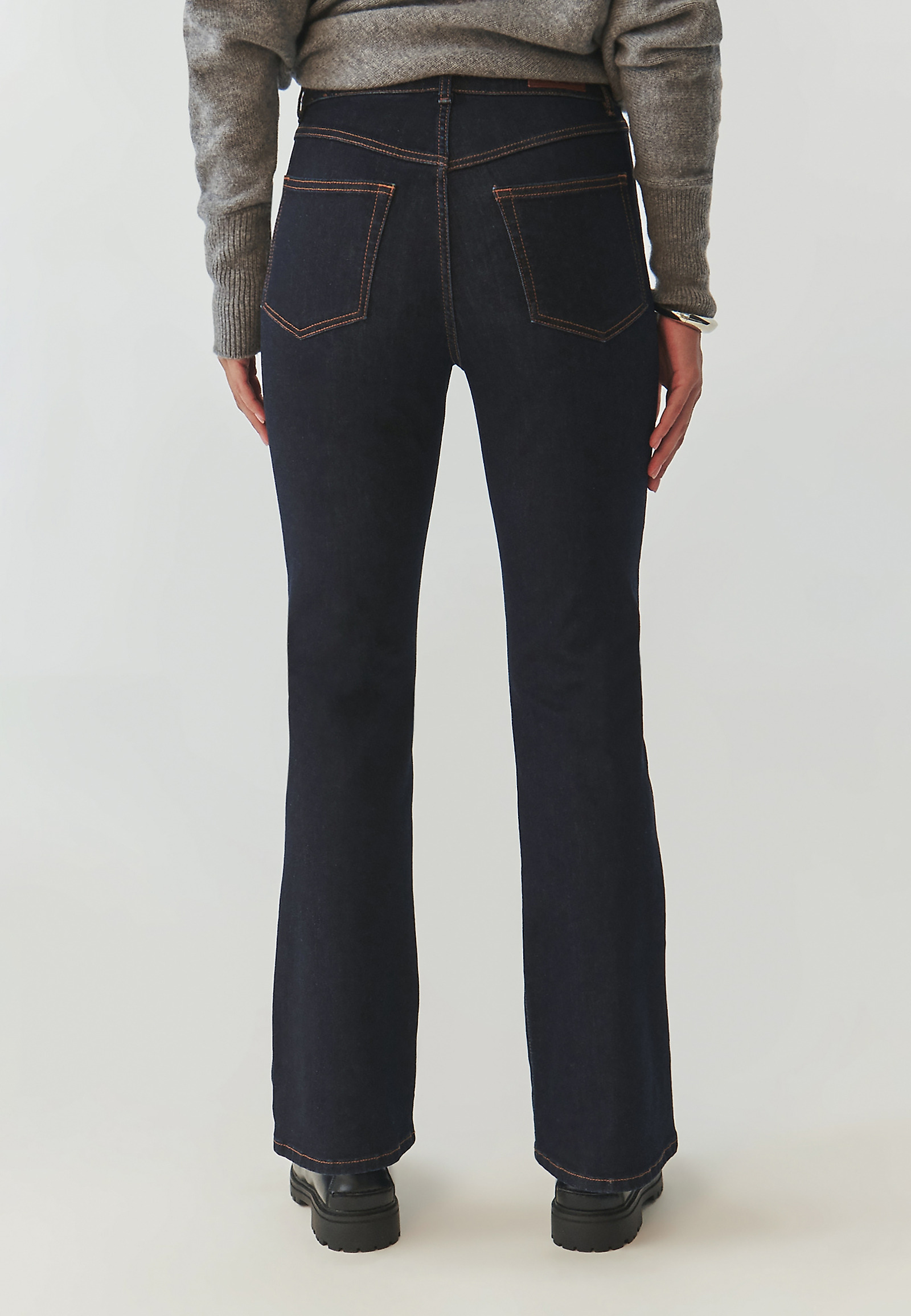 LADIES’ FLARED LEG DENIM JEANS - RIFONO LADIES’ FLARED LEG DENIM JEANS - RIFONO NAVY BLUE 103951
