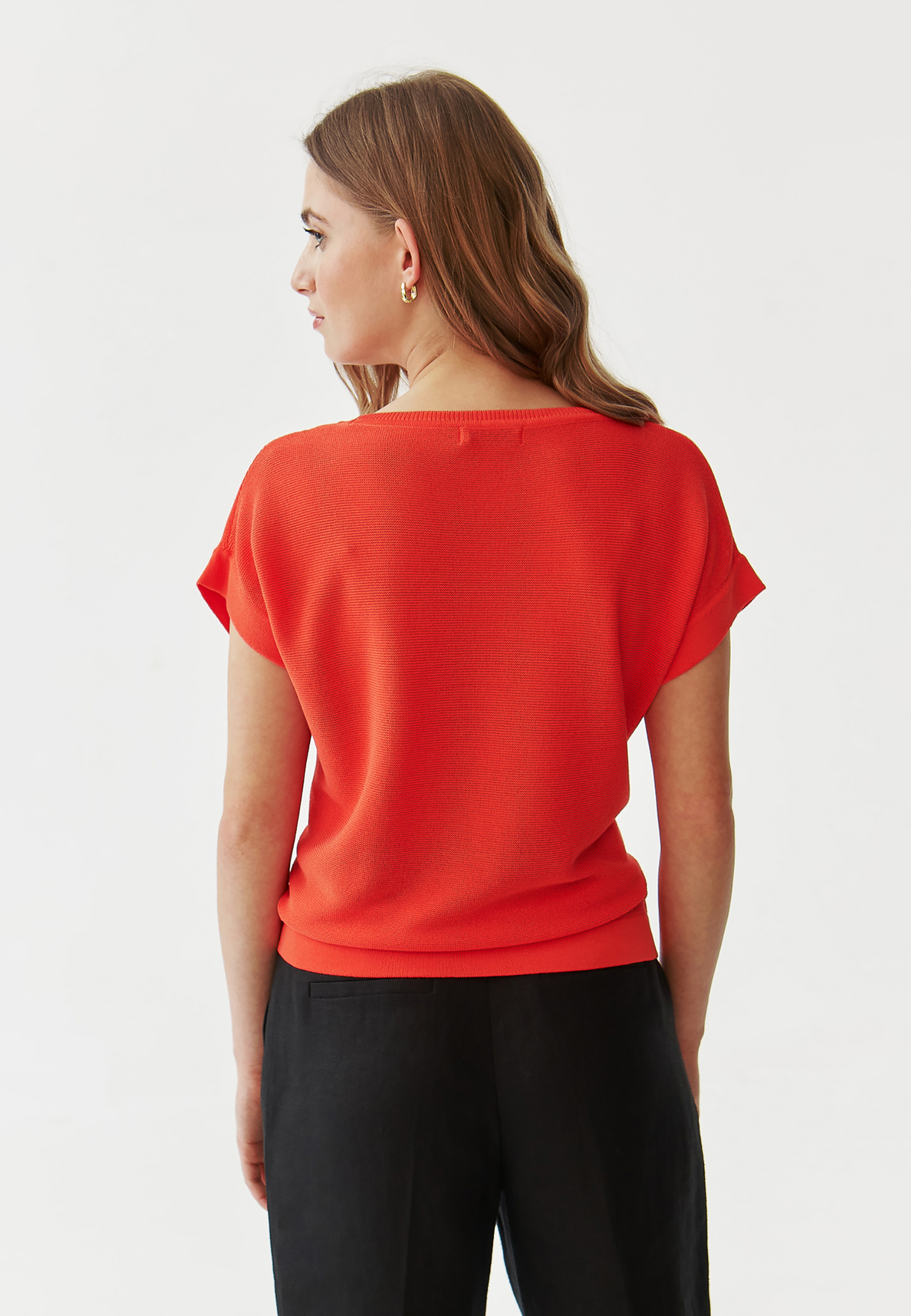 PULOVER DE DAMĂ, CU DECOLTEU BĂRCUȚĂ CONFORTABIL - WITO ROȘU 2