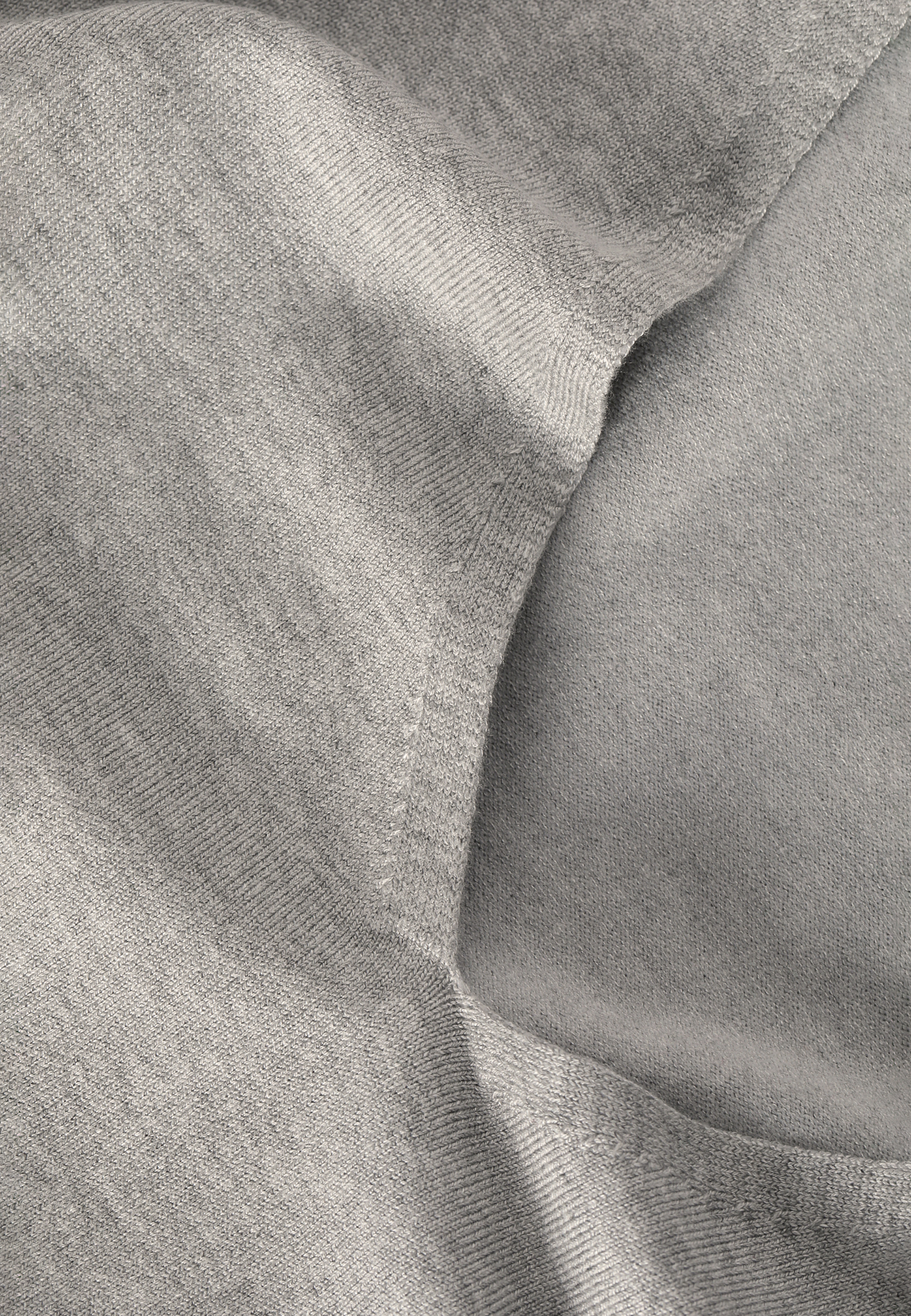 KLASYCZNY SWETER DAMSKI Z DEKOLTEM W SEREK TESSA 2