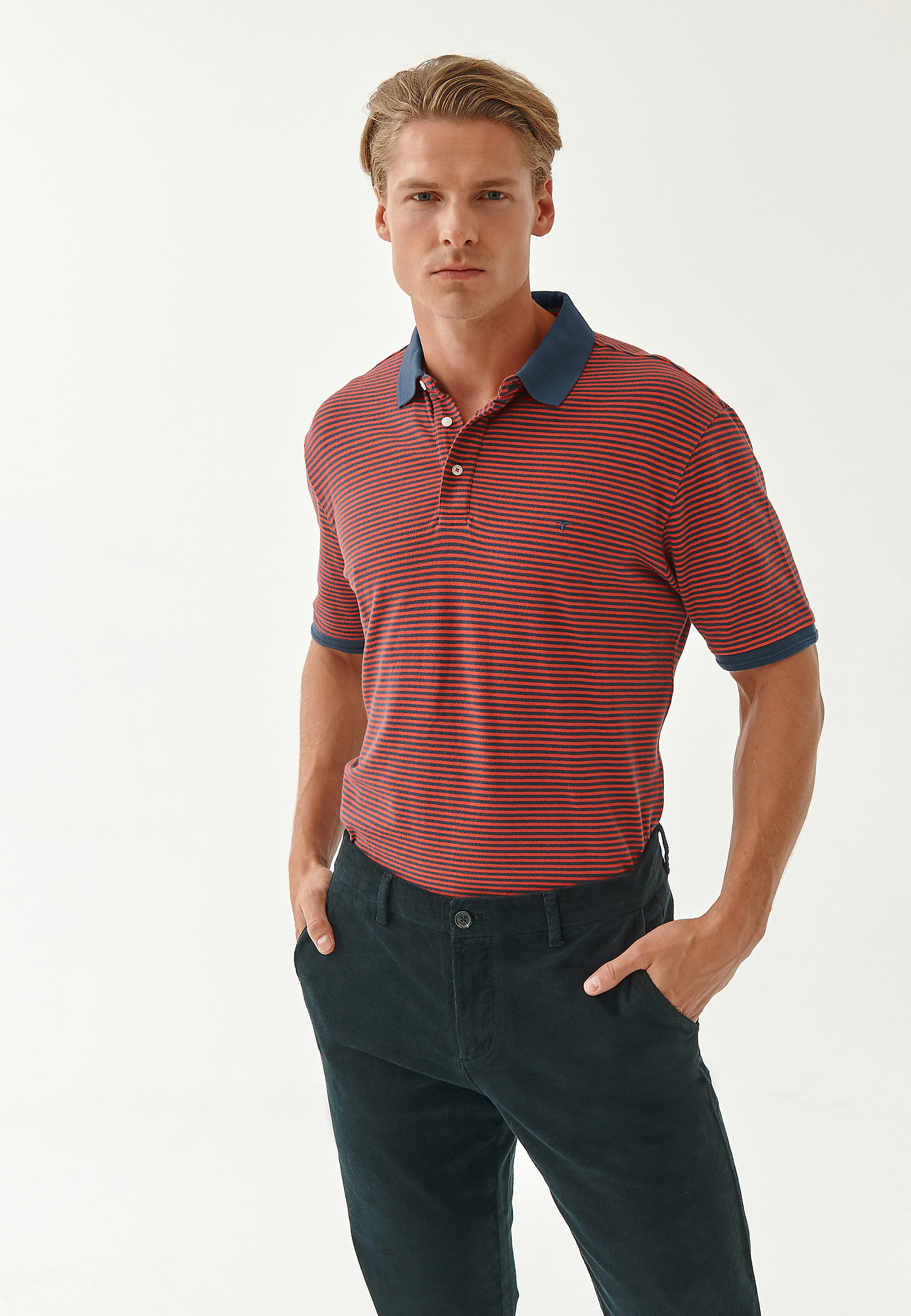 PÁNSKÁ BAVLNĚNÁ POLO KOŠILE JAY 7 PÁNSKÁ BAVLNĚNÁ POLO KOŠILE JAY 7 ČERVENÁ 78065