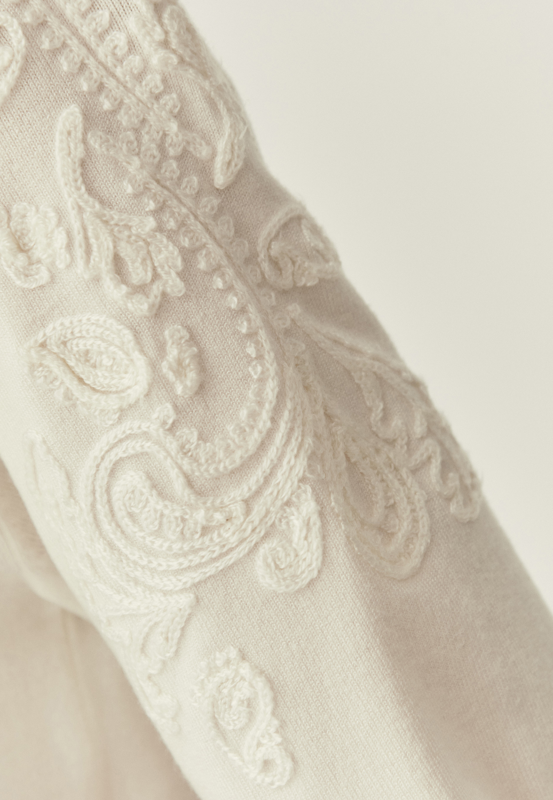 SWETROWA BLUZKA Z WISKOZĄ LENZING™ ECOVERO™ -  LERAZ