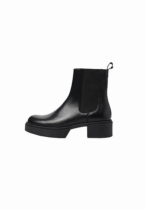 BOTINE DE DAMĂ DIN PIELE NATURALĂ — KESJA NEGRU 2