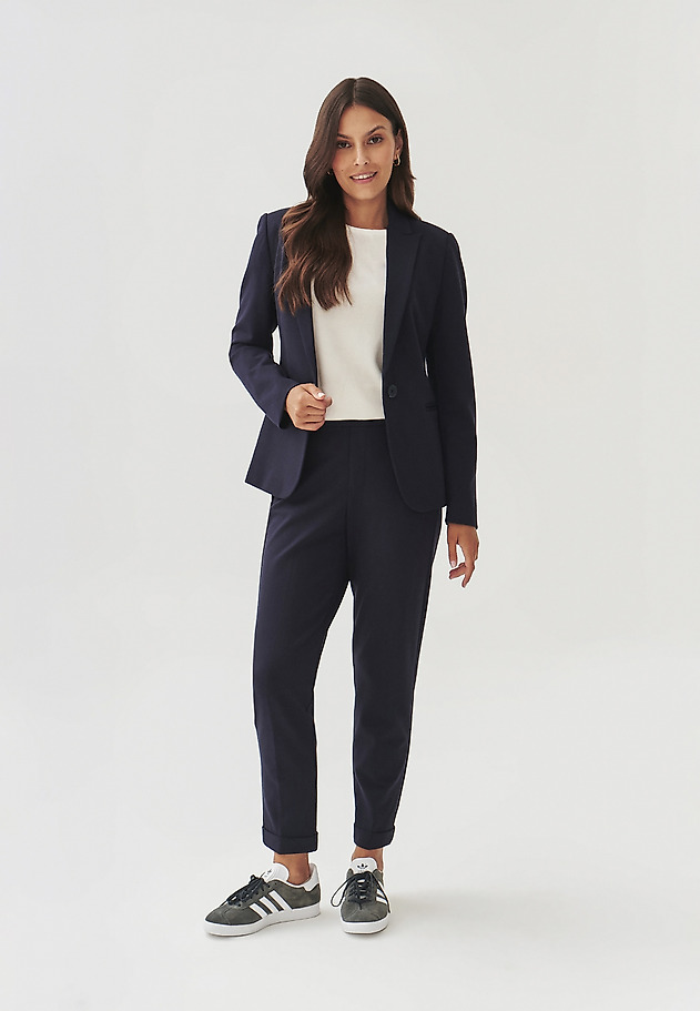 CLASSIC LADIES' KNITTED JACKET - KAREMA 2 CLASSIC LADIES' KNITTED JACKET - KAREMA 2 GRANATOWY 2