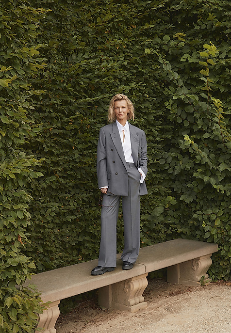 TKANINOWE SPODNIE DAMSKIE Z SZEROKĄ NOGAWKĄ - MASDA 1 TKANINOWE SPODNIE DAMSKIE Z SZEROKĄ NOGAWKĄ - MASDA 1