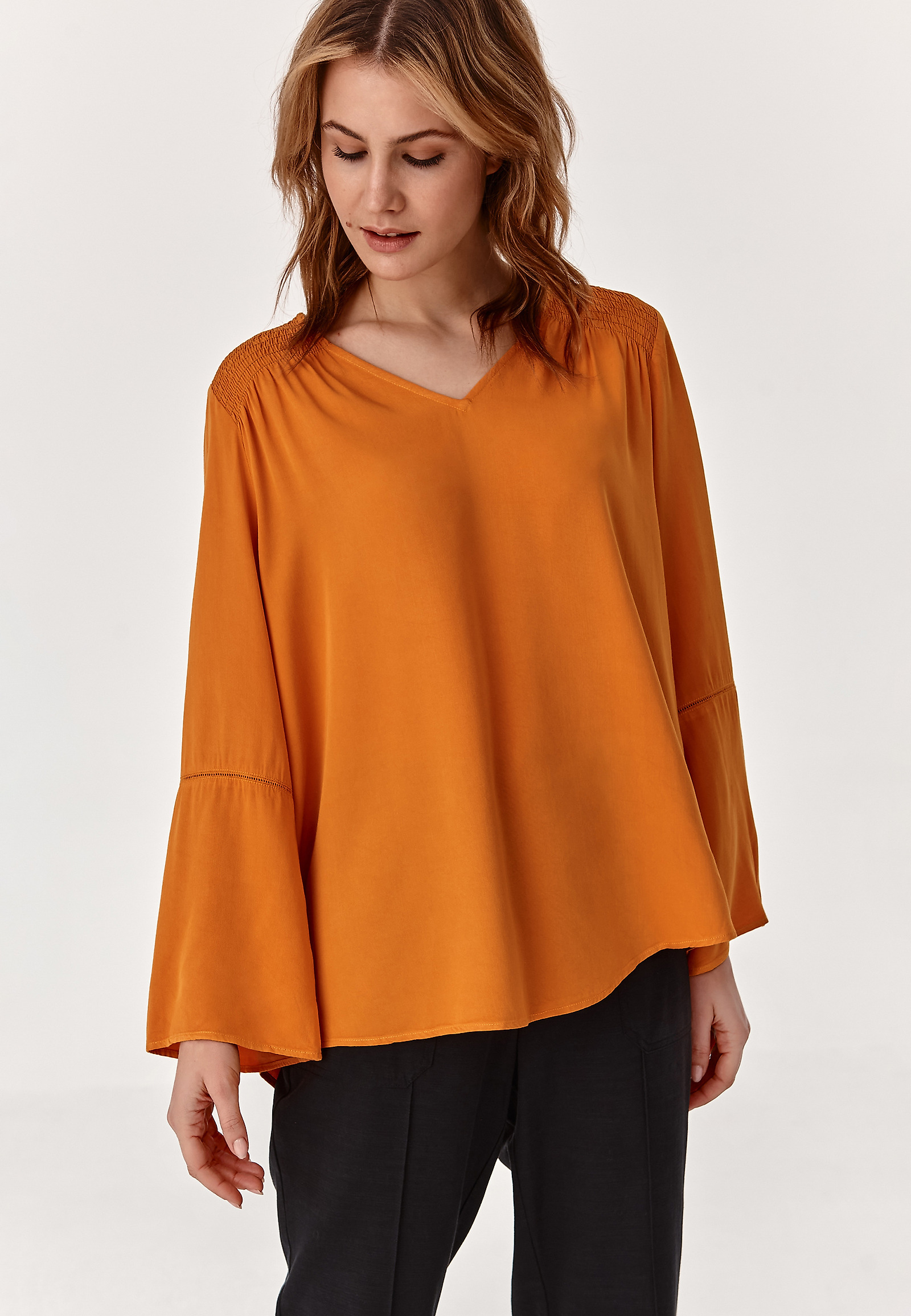 ŽENSKA BLUZA ALANDA 1 ŽENSKA BLUZA ALANDA 1 RUMENA 76128