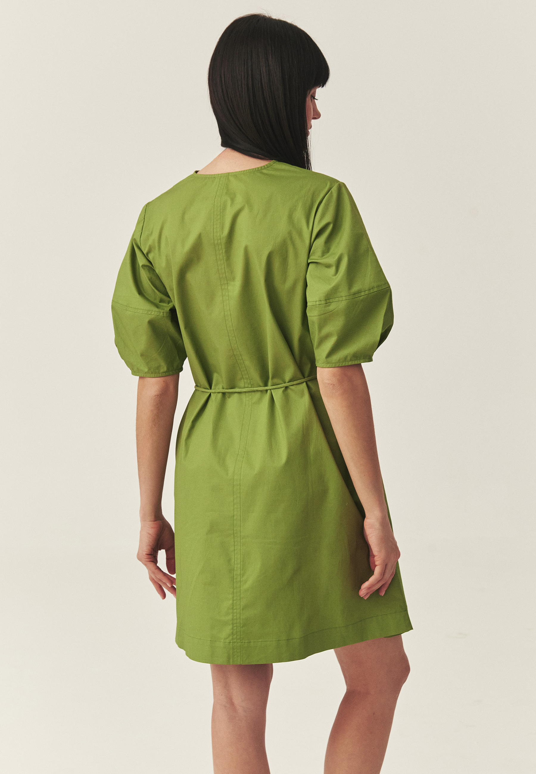 ZELENÉ BAVLNĚNÉ ŠATY – TAJABI