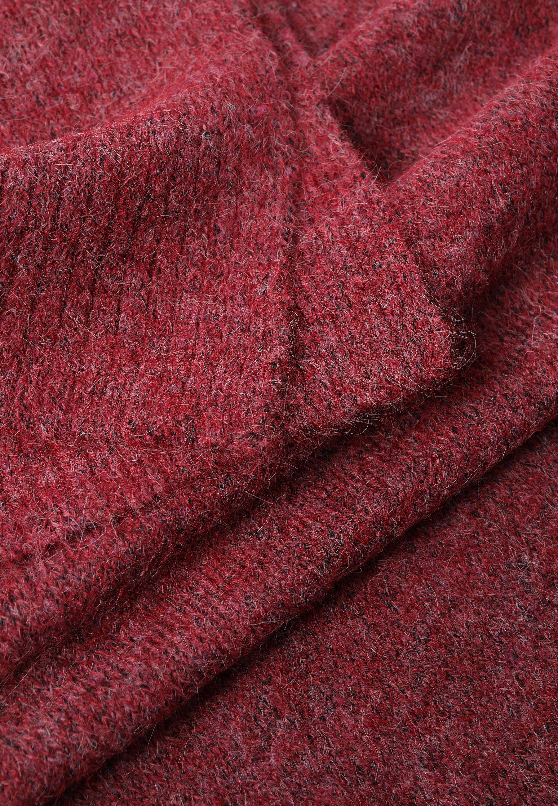 SZALIK Z DOMIESZKĄ WEŁNY - STORIV CZERWONY 2