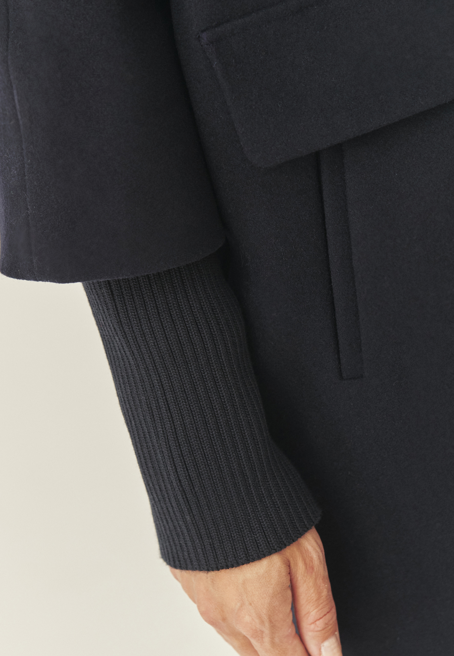 dámsky kabát textilný IWANIA NÁMORNÍCKA MODRÁ 2