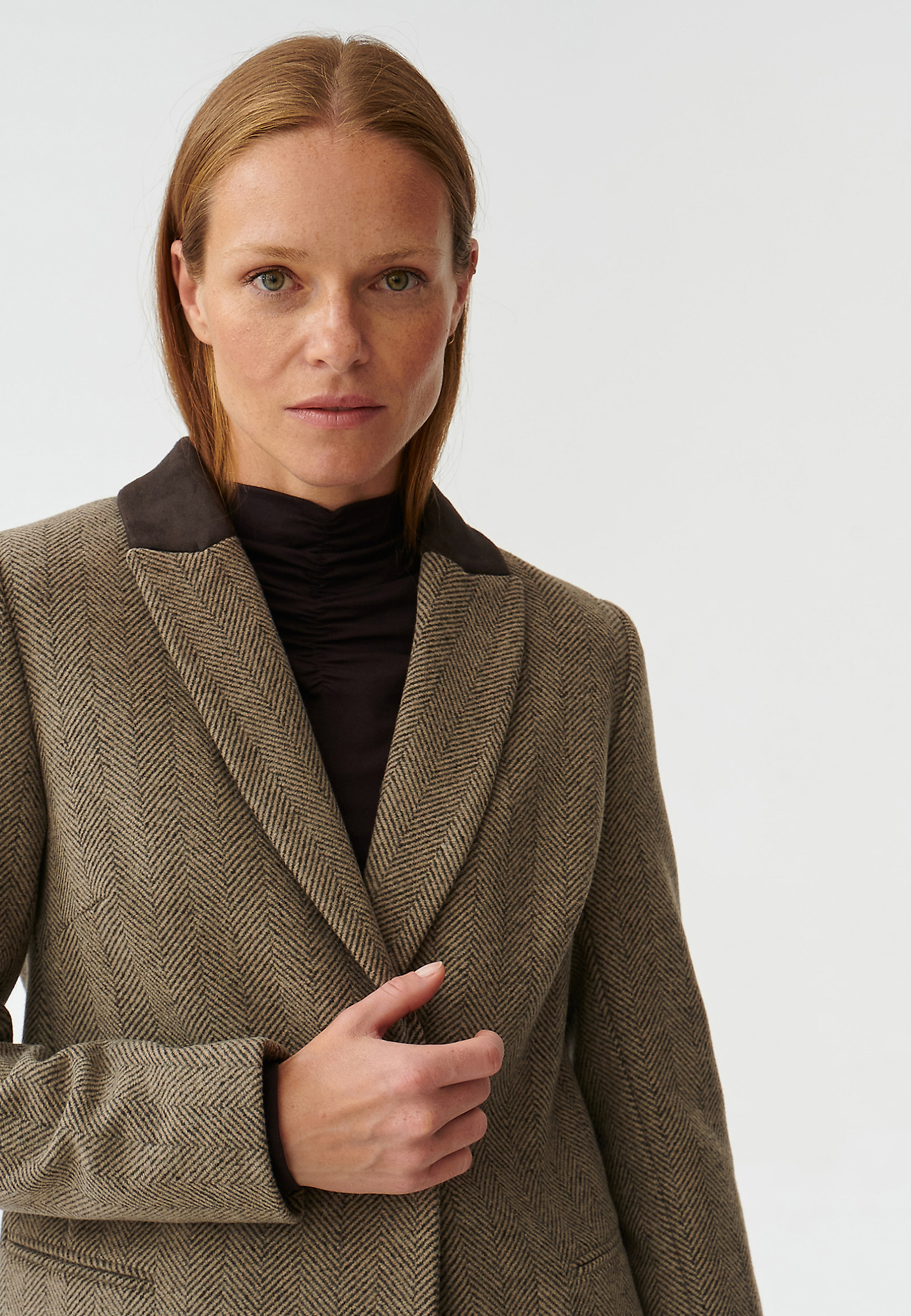 HÖLGYEK KLASZIKUS HERRINGBONE KABÁT SOWIA HÖLGYEK KLASZIKUS HERRINGBONE KABÁT SOWIA TÖBBSZÍNŰ 90765