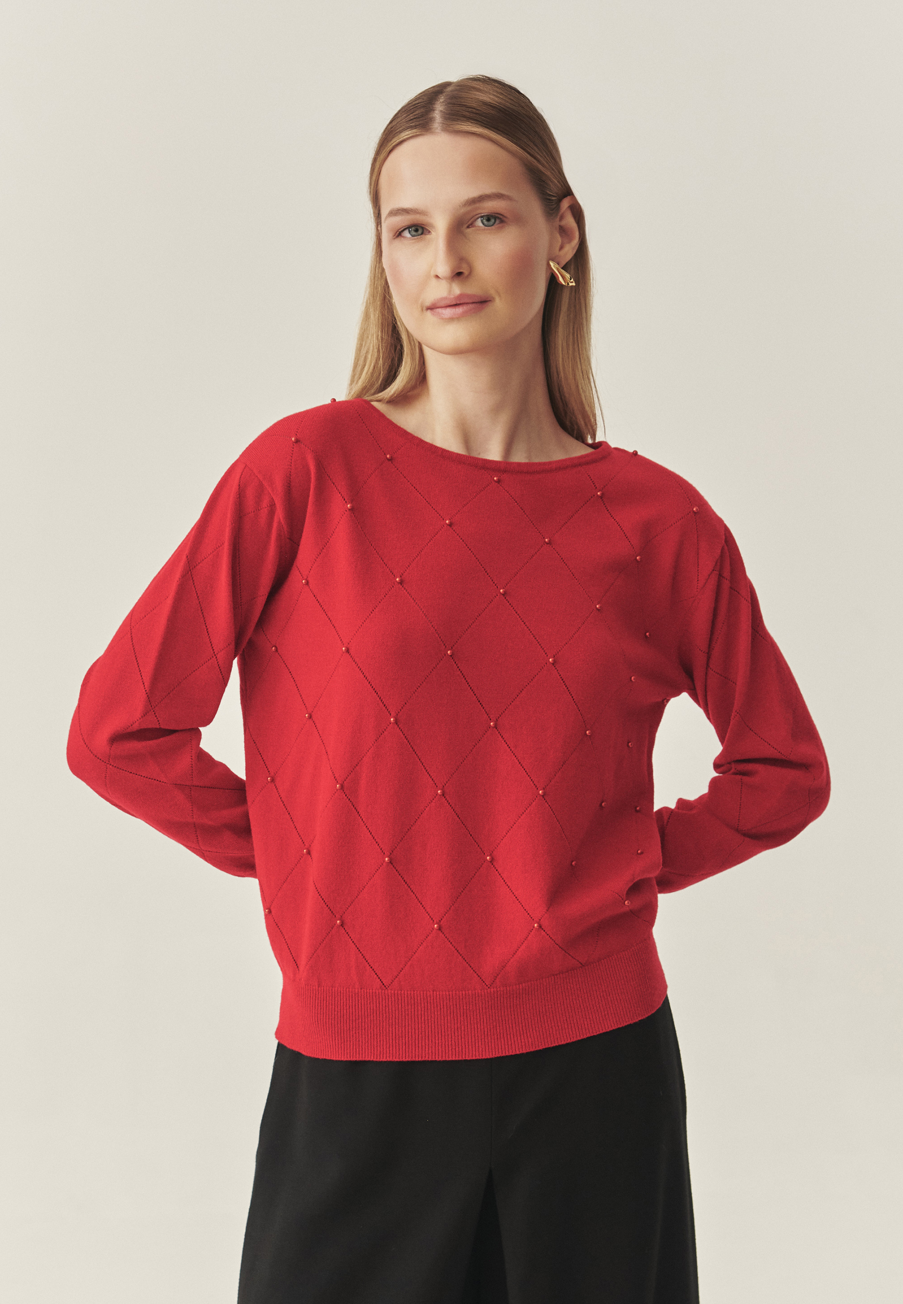 OZDOBLJEN PULOVER Z VISKOZO - AZAKI