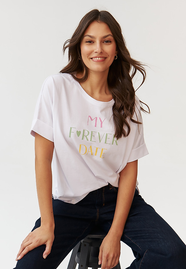COMFORTABLE LADIES’ T-SHIRT WITH PRINTED INSCRIPTION - LIKE 1 COMFORTABLE LADIES’ T-SHIRT WITH PRINTED INSCRIPTION - LIKE 1 BIAŁY 6