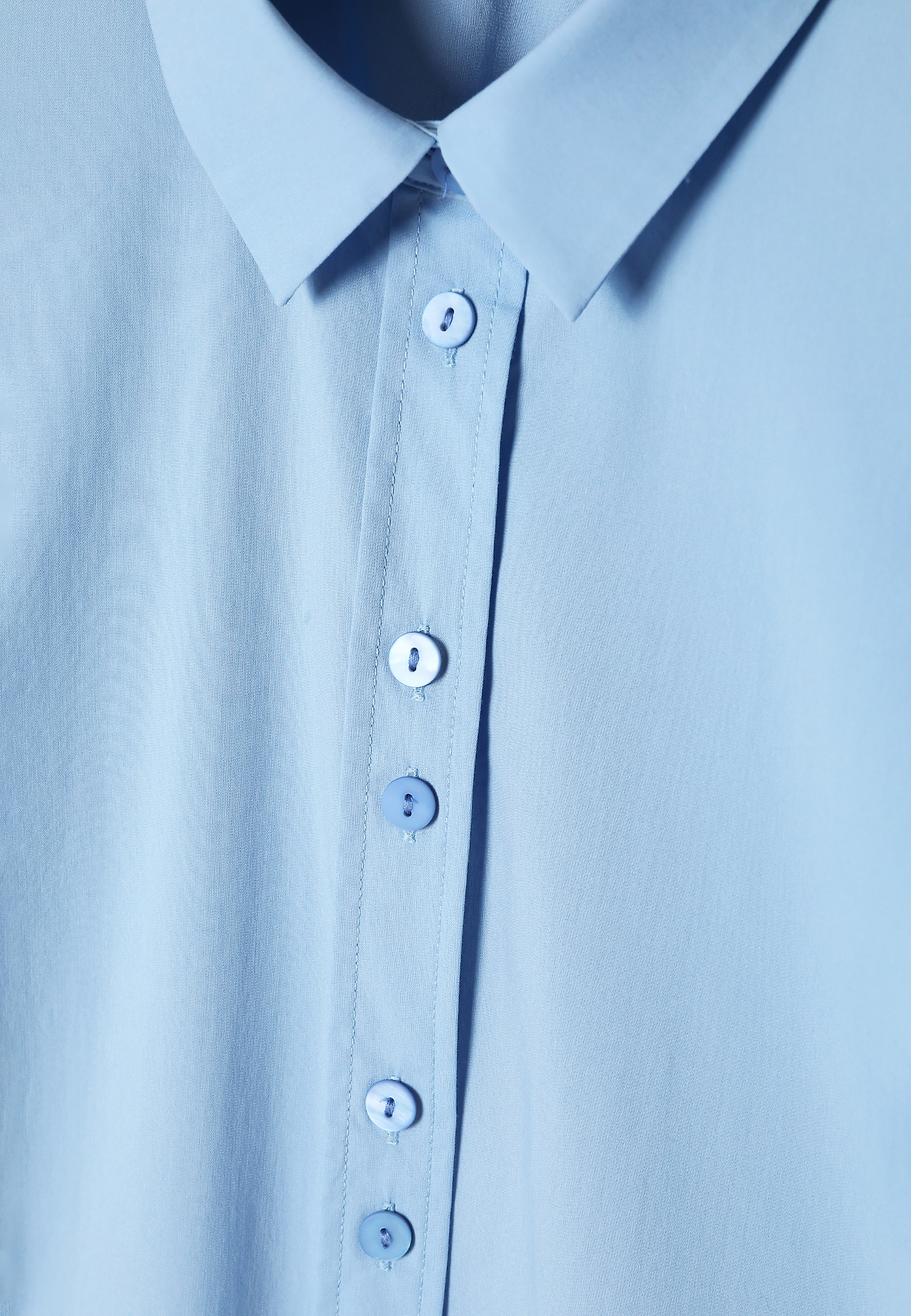 CLASSIC LADIES’ SHIRT WITH LONG SLEEVES AND WIDE CUFFS - ELIKO CLASSIC LADIES’ SHIRT WITH LONG SLEEVES AND WIDE CUFFS - ELIKO BLUE 99577
