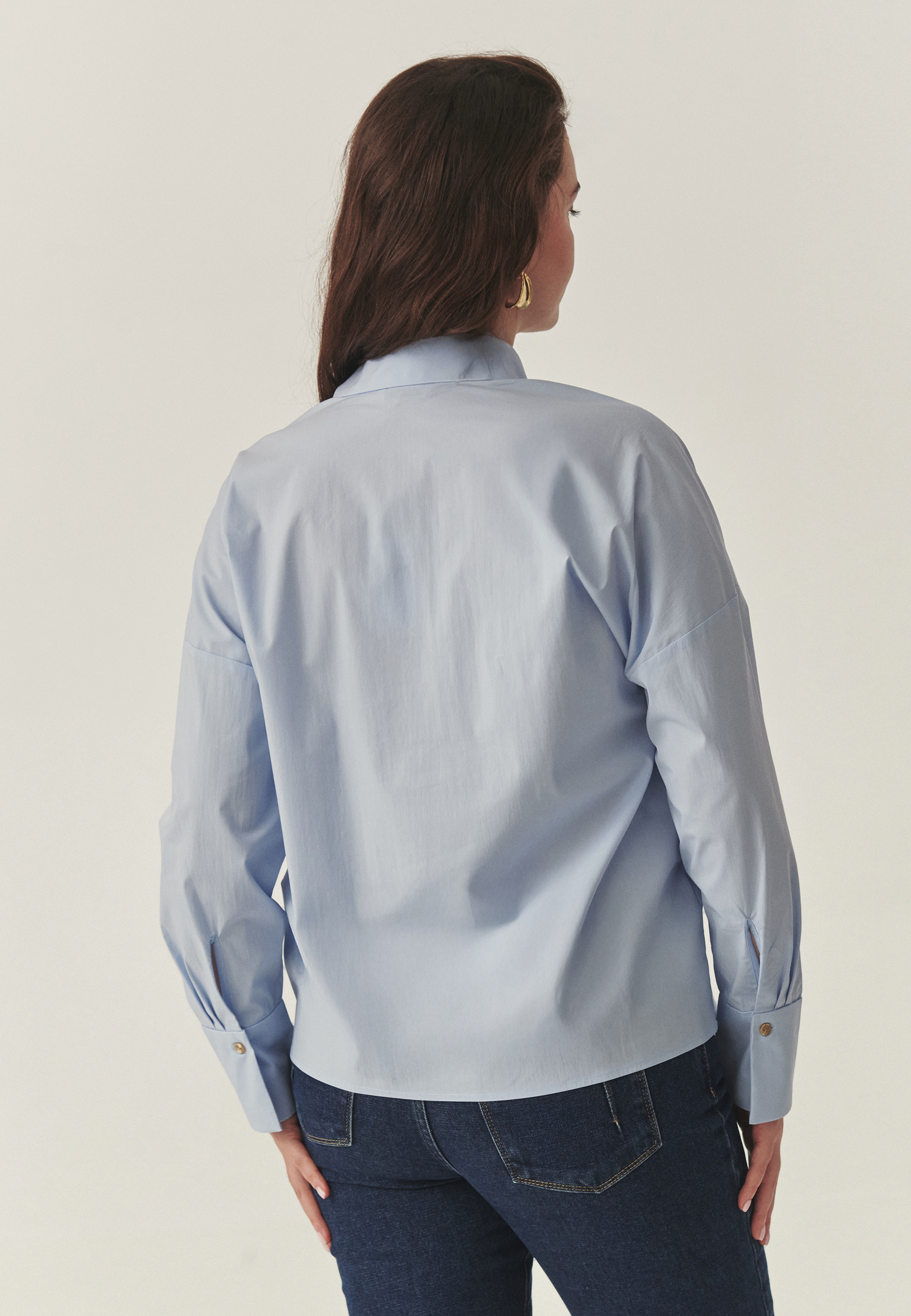 BLUZĂ PASTELATĂ, CU GULER RIDICAT — LOTARI ALBASTRU 2