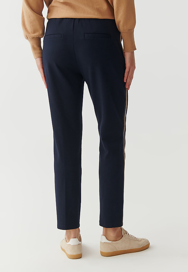 LADIES’ TROUSERS WITH CONTRASTING STRIPES - LAMIKO 1 LADIES’ TROUSERS WITH CONTRASTING STRIPES - LAMIKO 1 NAVY BLUE 3
