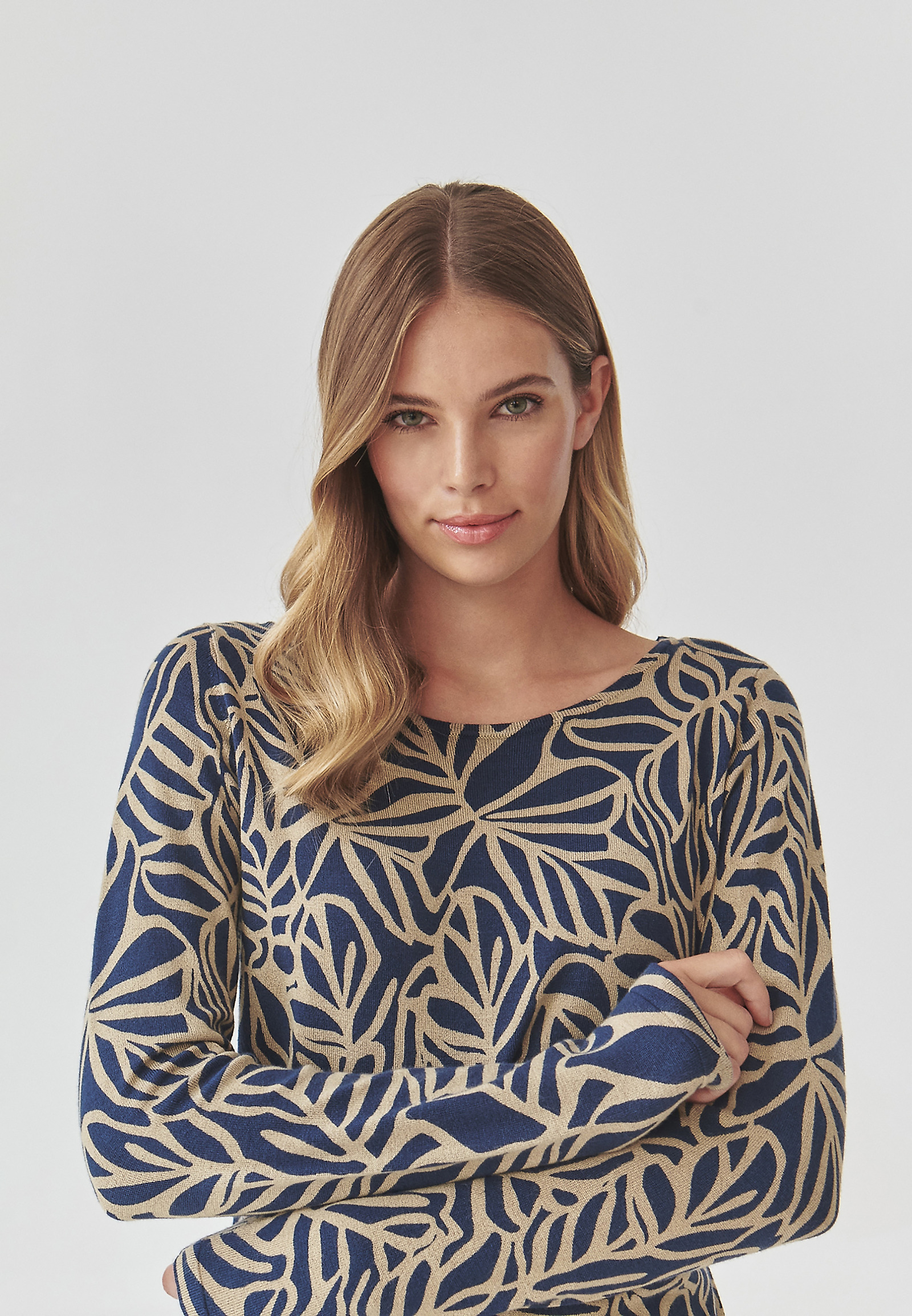 ŽENSKA VZORČASTA BLUZA Z DOLGIMI ROKAVI - BETTY 1 ŽENSKA VZORČASTA BLUZA Z DOLGIMI ROKAVI - BETTY 1 VEČBARVNA 99860