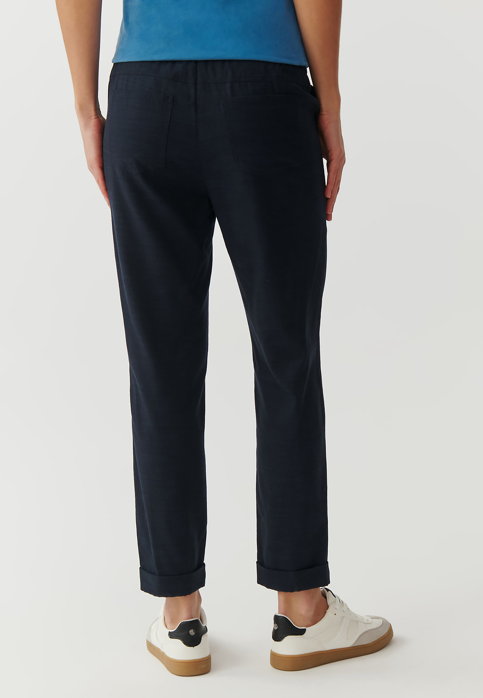 ŽENSKE HLAČE TIPA JOGGER - SUDIKI ŽENSKE HLAČE TIPA JOGGER - SUDIKI TEMNO MODRA 95664