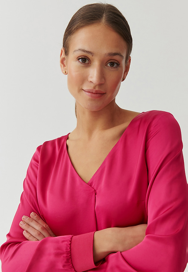 ŽENSKA BLUZA Z DOLGIMI ROKAVI - SANDRIKA ŽENSKA BLUZA Z DOLGIMI ROKAVI - SANDRIKA ROŽNATA 1