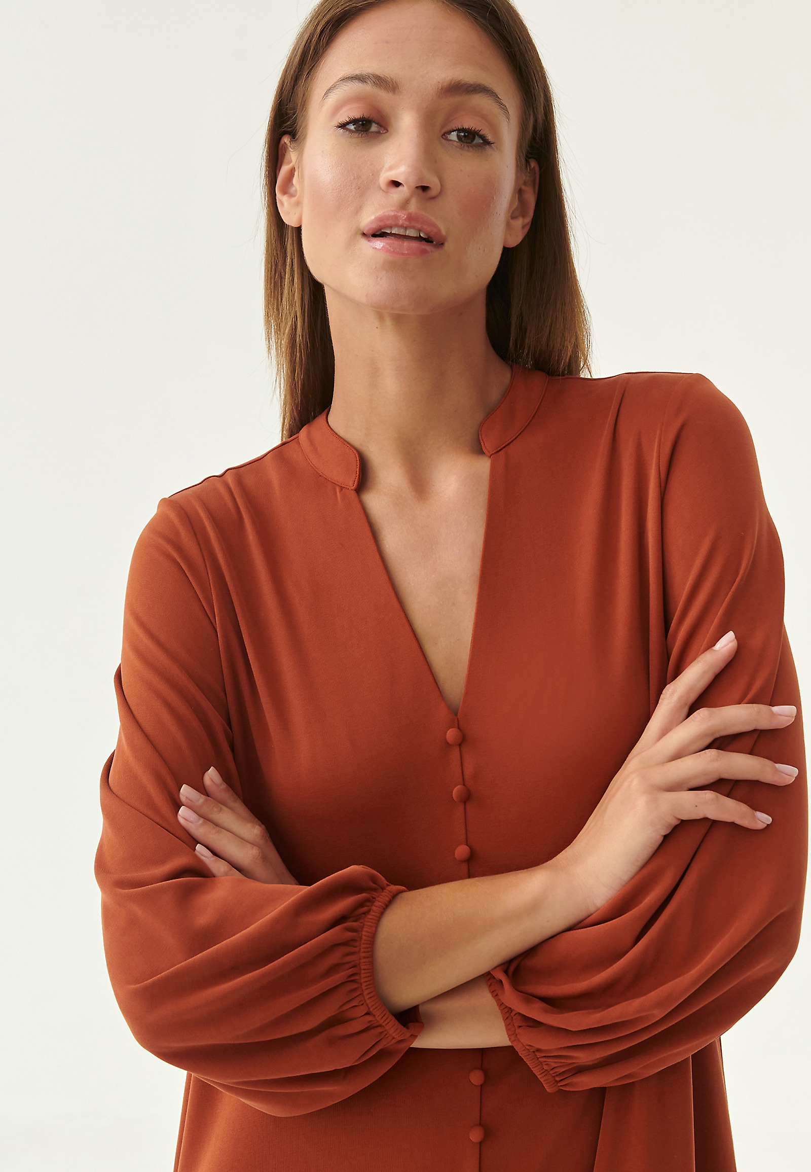 ŽENSKA PLETENA OBLEKA KENISA 1 ŽENSKA PLETENA OBLEKA KENISA 1 ORANŽNA 82503