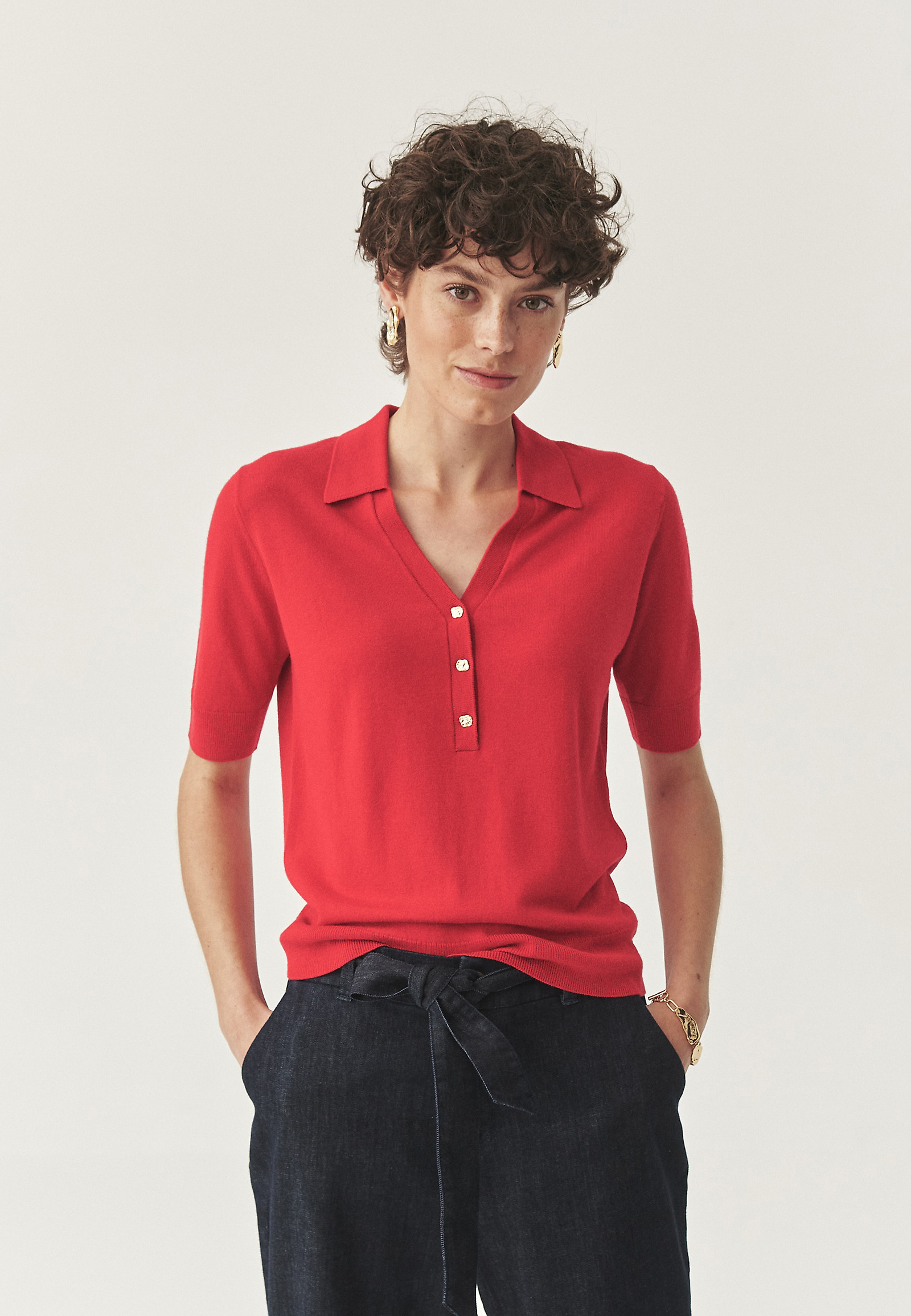 BLUZA S KROJEM POLO Z VOLNO - BLAXO BLUZA S KROJEM POLO Z VOLNO - BLAXO RDEČA 113571