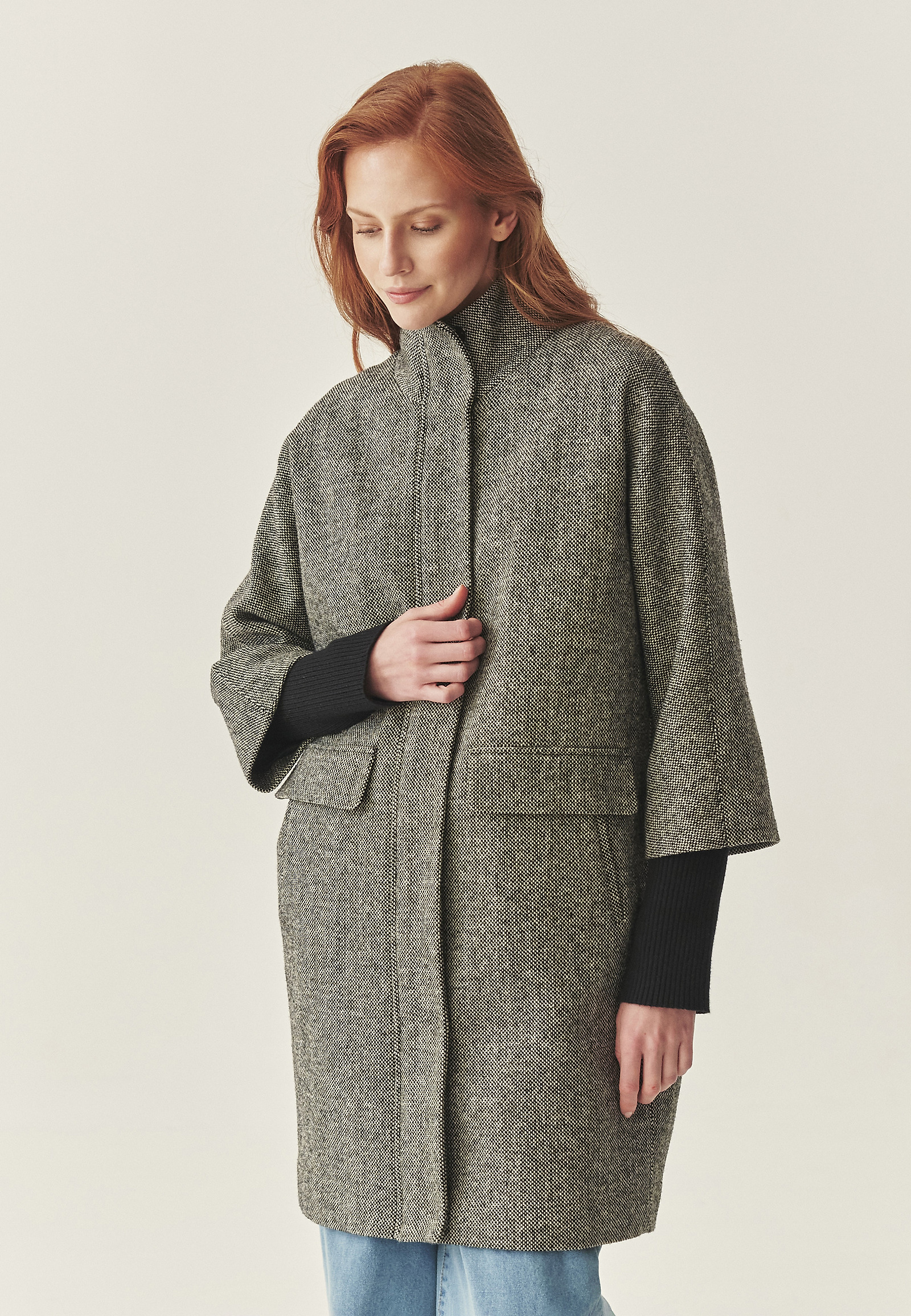 VOLNÝ KABÁT S VLNOU – IWANA VOLNÝ KABÁT S VLNOU – IWANA ŠEDÁ 115309