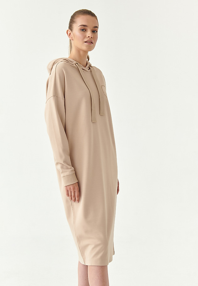 LADIES' HOODED DRESS PINTO LADIES' HOODED DRESS PINTO BEŻOWY 1