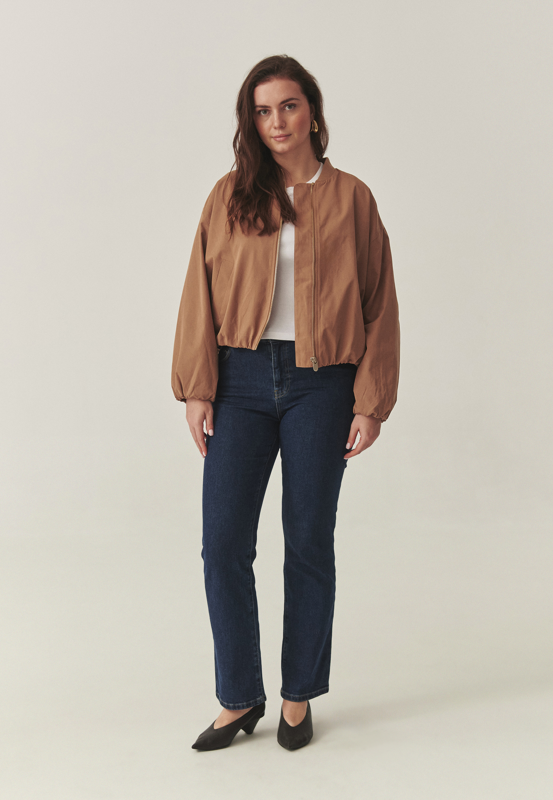 DÁMSKA BOMBERA – SAKALINO BÉŽOVÁ 2