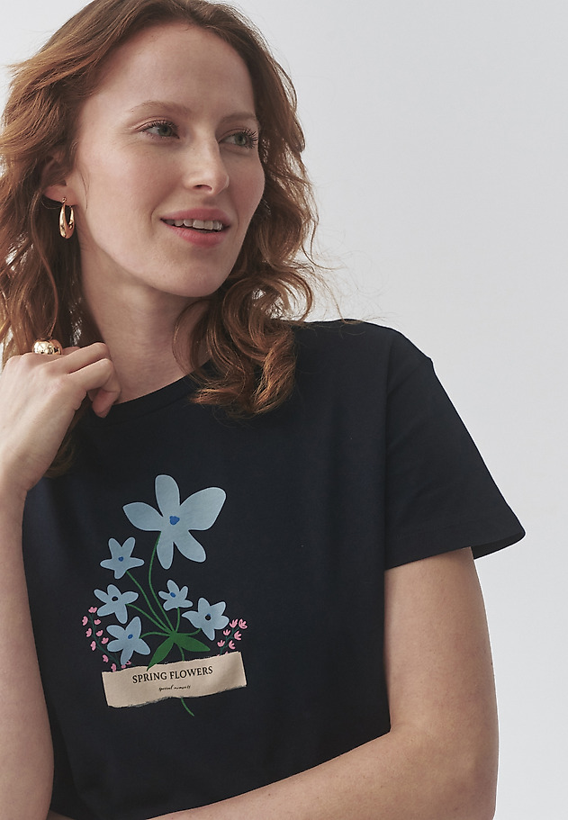 TRICOU DIN BUMBAC, CU IMPRIMEU FLORAL — MALATI TRICOU DIN BUMBAC, CU IMPRIMEU FLORAL — MALATI BLEUMARIN 1