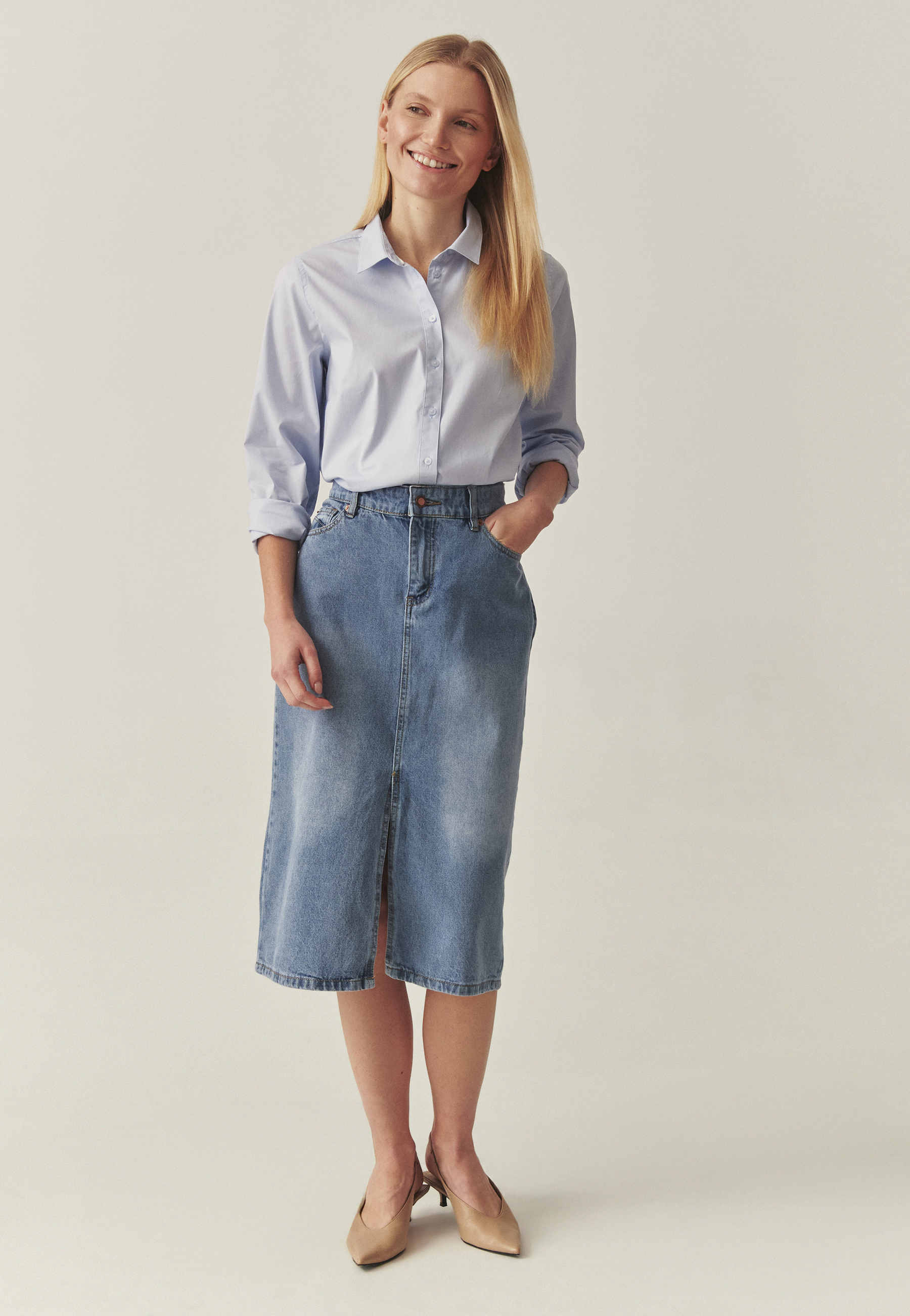 DENIMOWA SPÓDNICA MIDI — MEDIANA NIEBIESKI 2