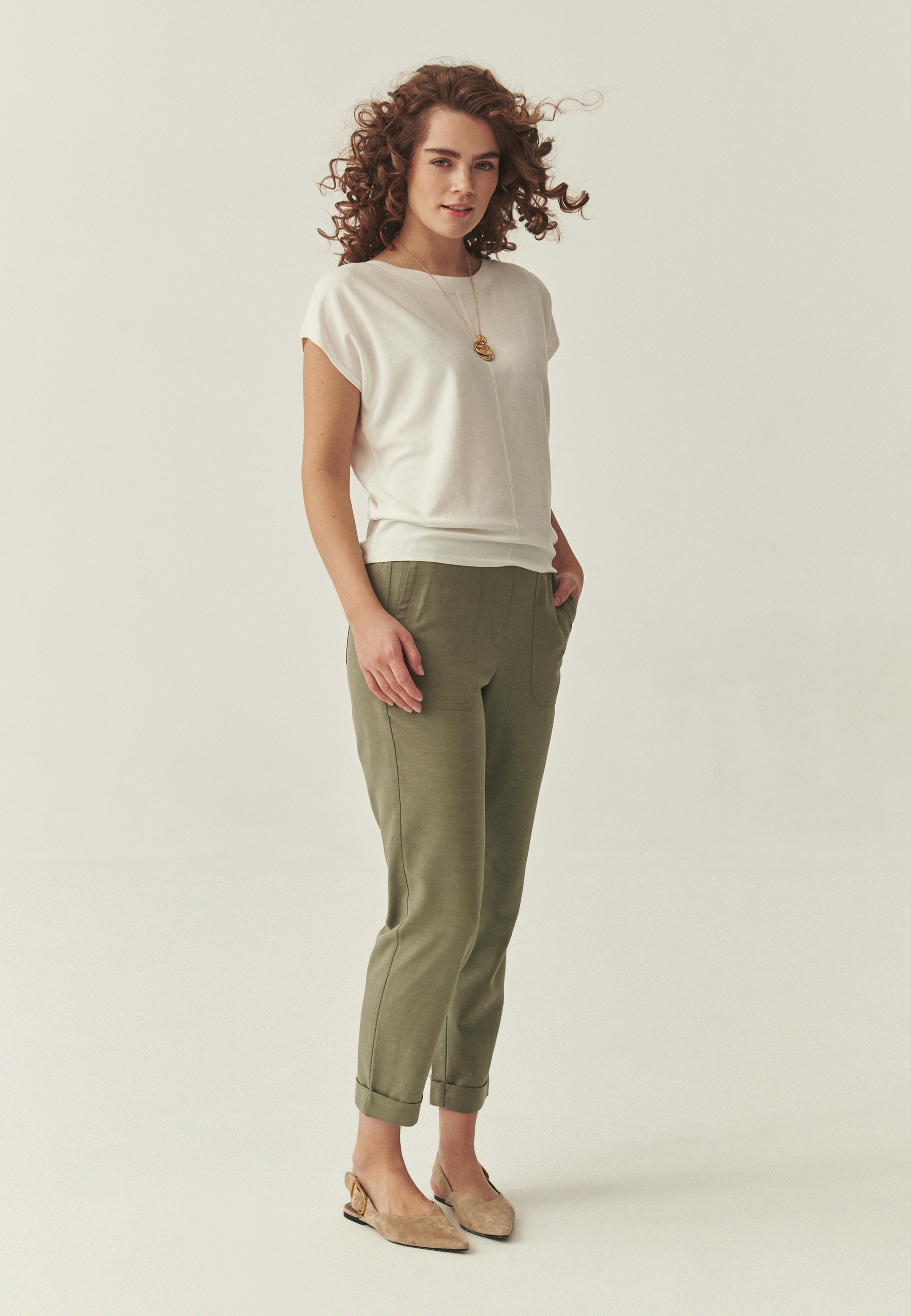 DZIANINOWA BLUZKA Z WISKOZĄ LENZING™ ECOVERO™ - IVENI BIAŁY 2