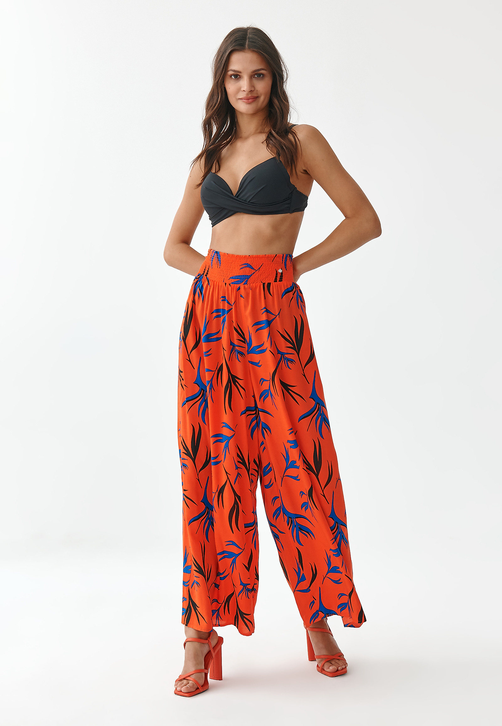 GÓRA OD KOSTIUMU KĄPIELOWEGO RELAM 1 GÓRA OD KOSTIUMU KĄPIELOWEGO RELAM 1 CZARNY 84645